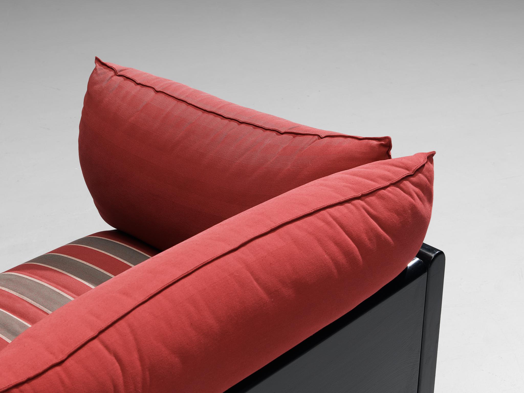 Carlo Bartoli for Rossi di Albizzate 'Down' Lounge Chair in Striped Fabric  In Good Condition For Sale In Waalwijk, NL