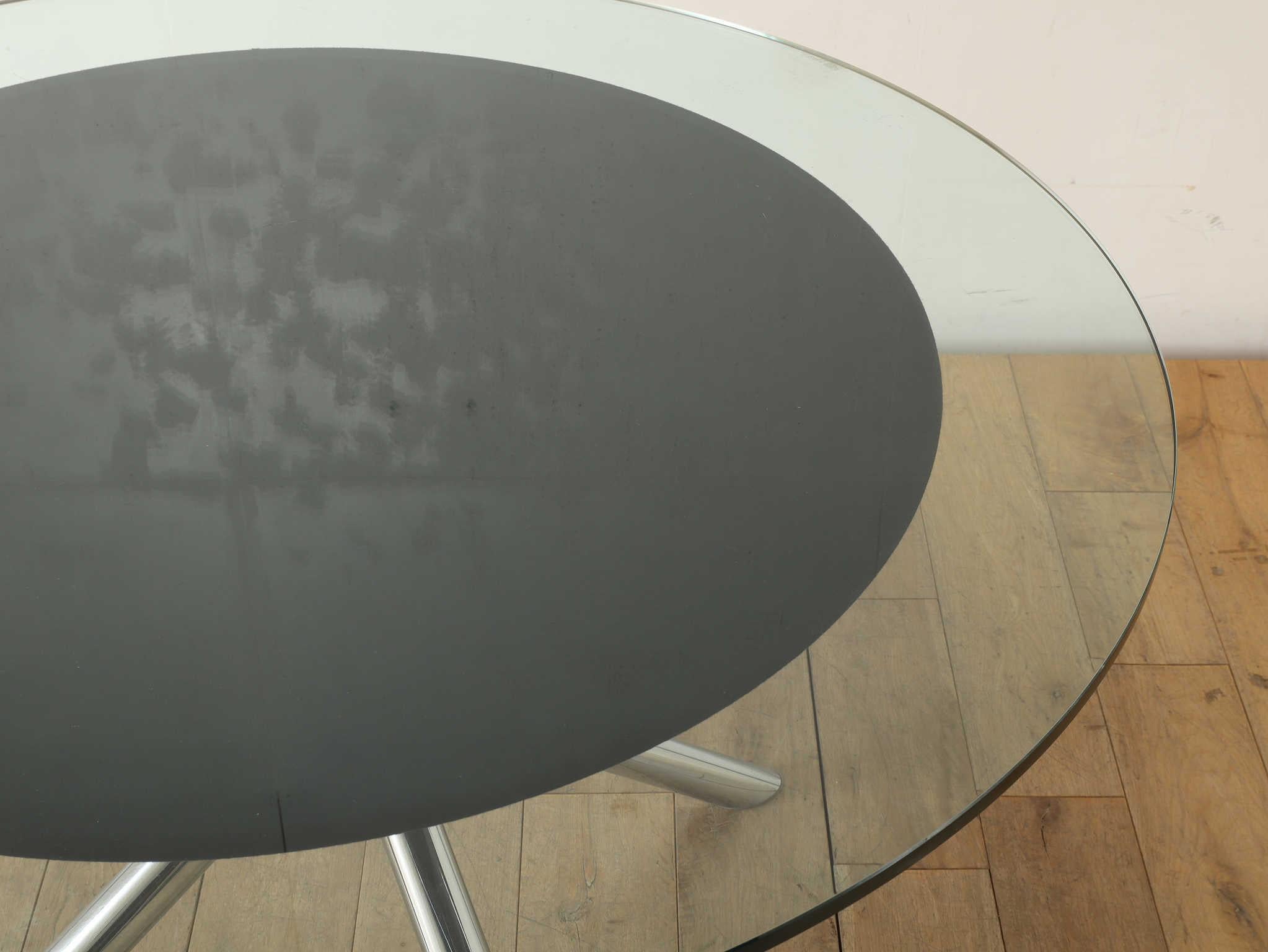 Table ronde à plateau en verre Carlo Bartoli 1970 en vente 2