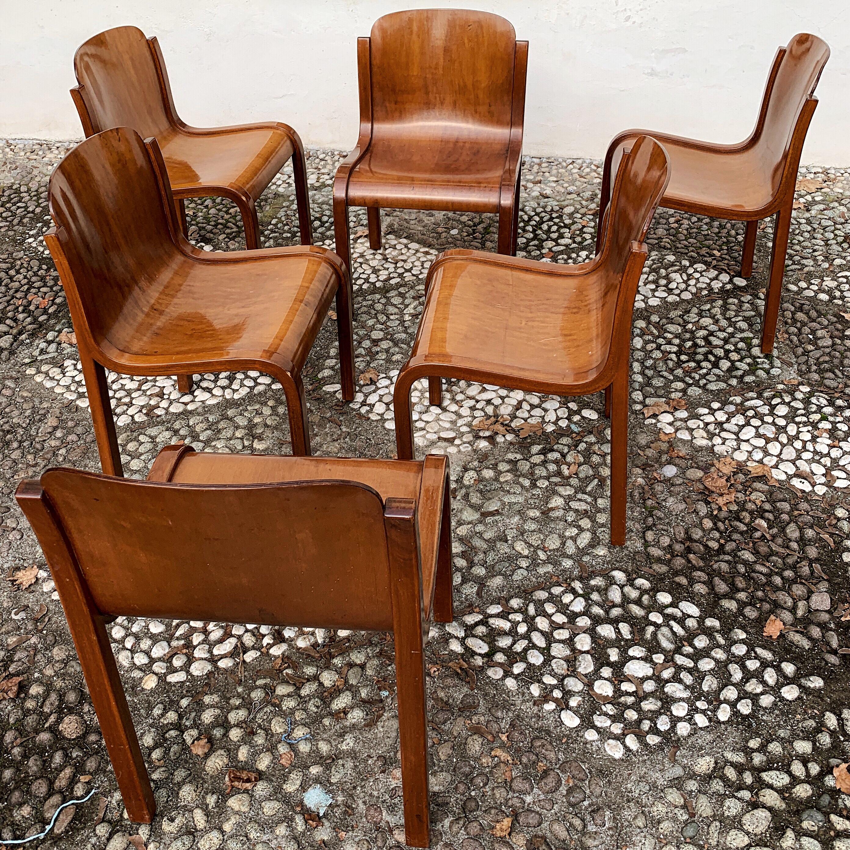 Carlo Bartoli Midcentury Plywood Dining Chairs “Mito” for T70, 1969, Set of 6 In Good Condition For Sale In Padova, IT