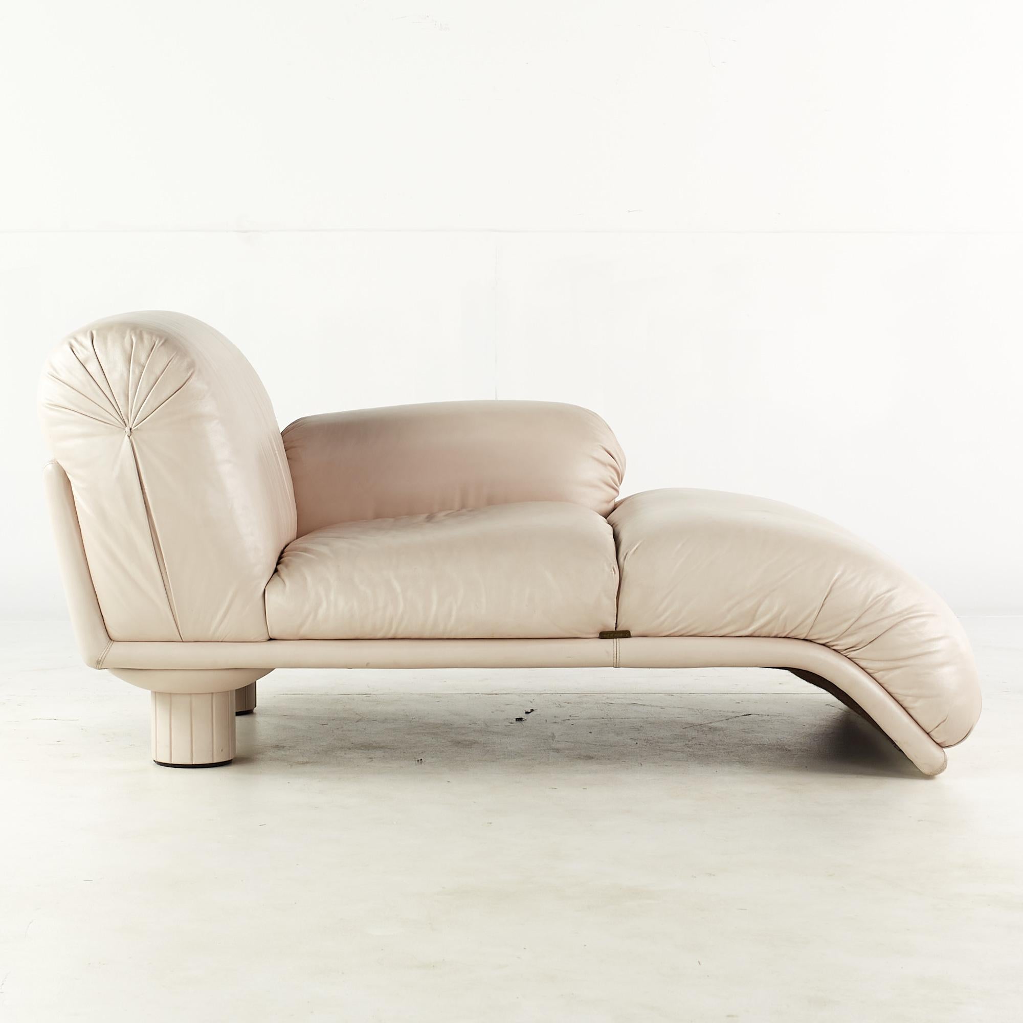 Late 20th Century Carlo Bartoli Rossi di Albizzate Mid Century Chaise Lounge For Sale