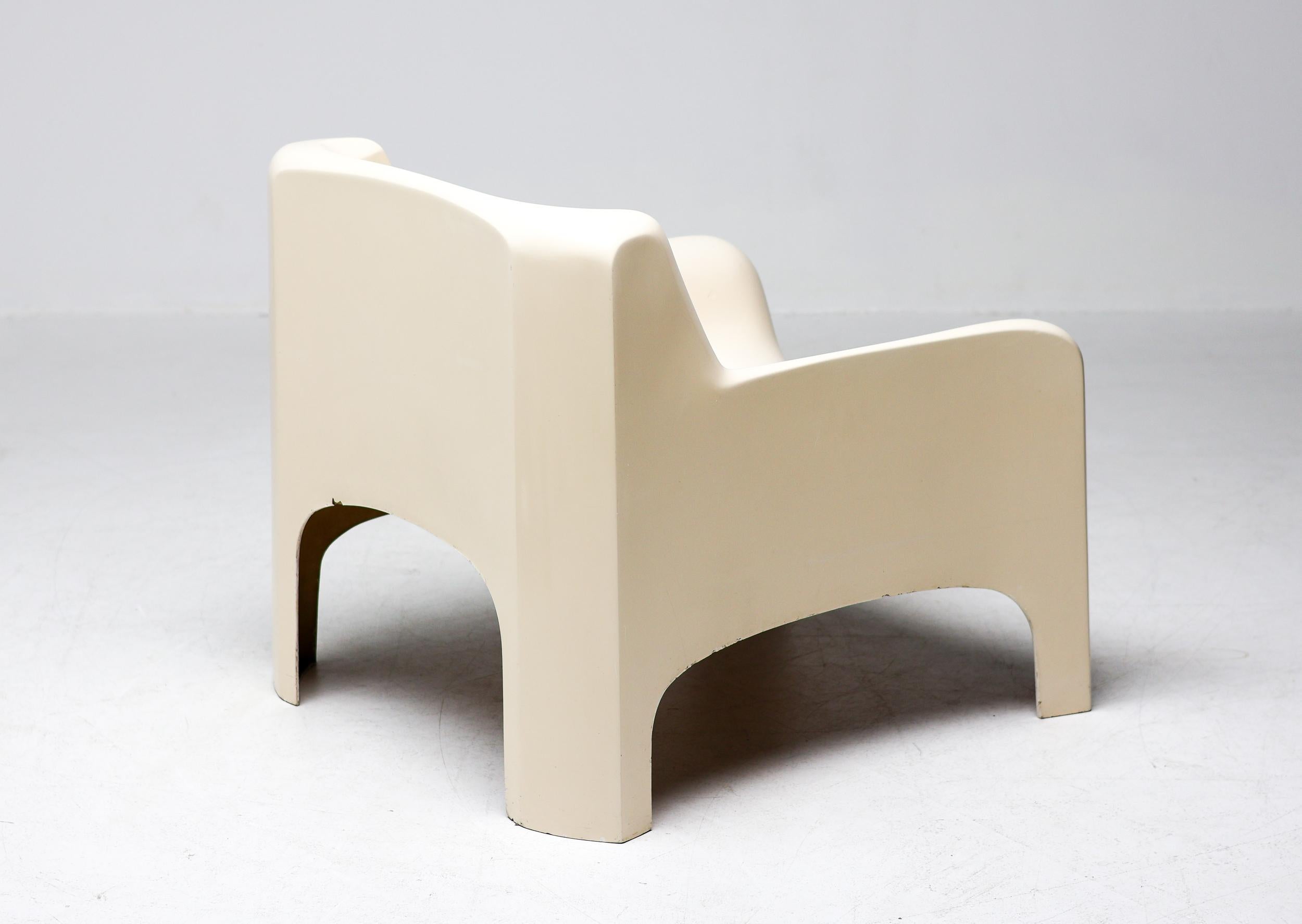 Carlo Bartoli Solar Lounge Chair in Fiberglass by Arflex For Sale 1
