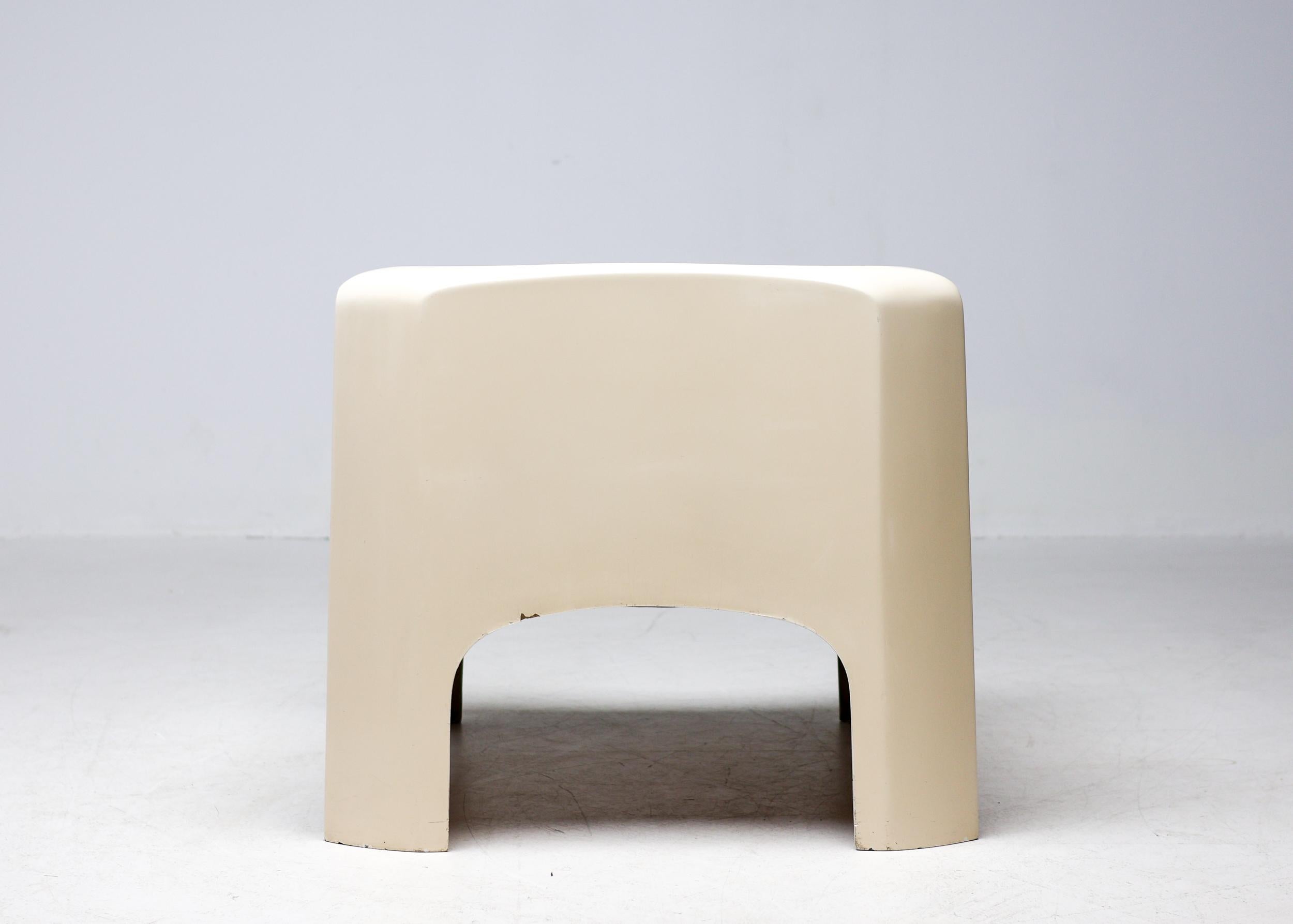 Carlo Bartoli Solar Lounge Chair in Fiberglass by Arflex For Sale 2