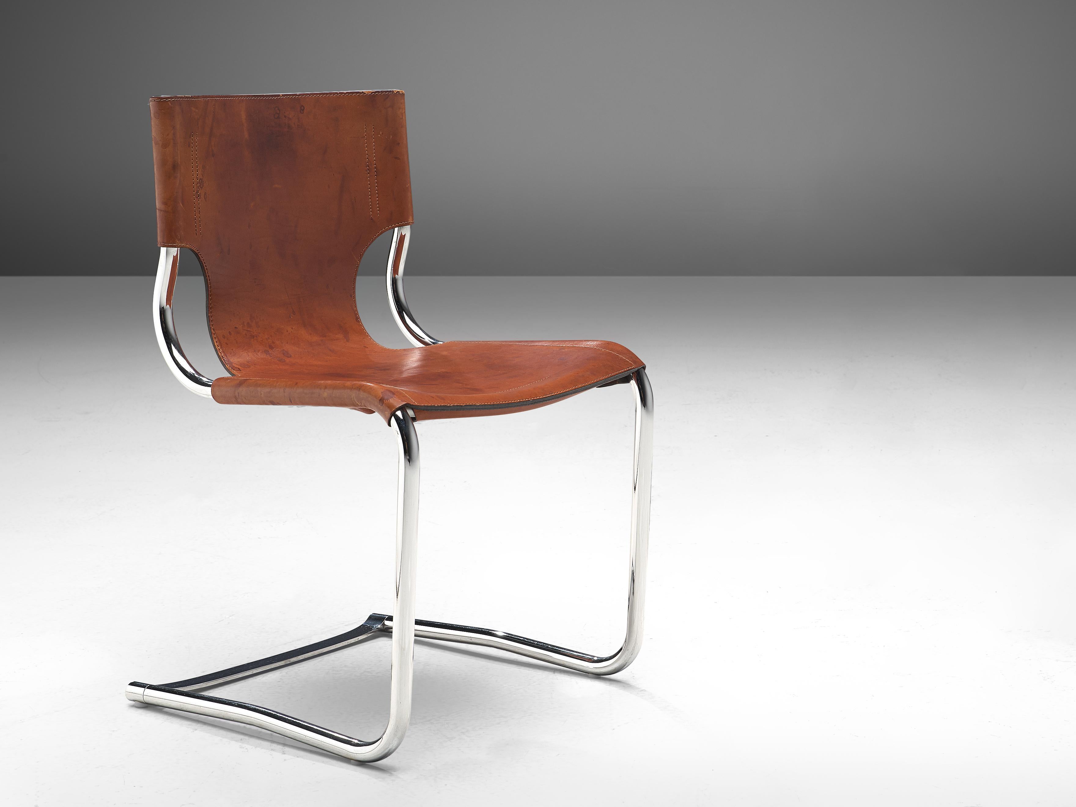 Carlo Bartoli, '920' chair, cognac leather and steel, Italy, 1971.

This elegant chair is designed by Carlo Bartoli in 1971. The design features a cantilevered tubular frame chairs are executed with the finest black leather that is used as a shell