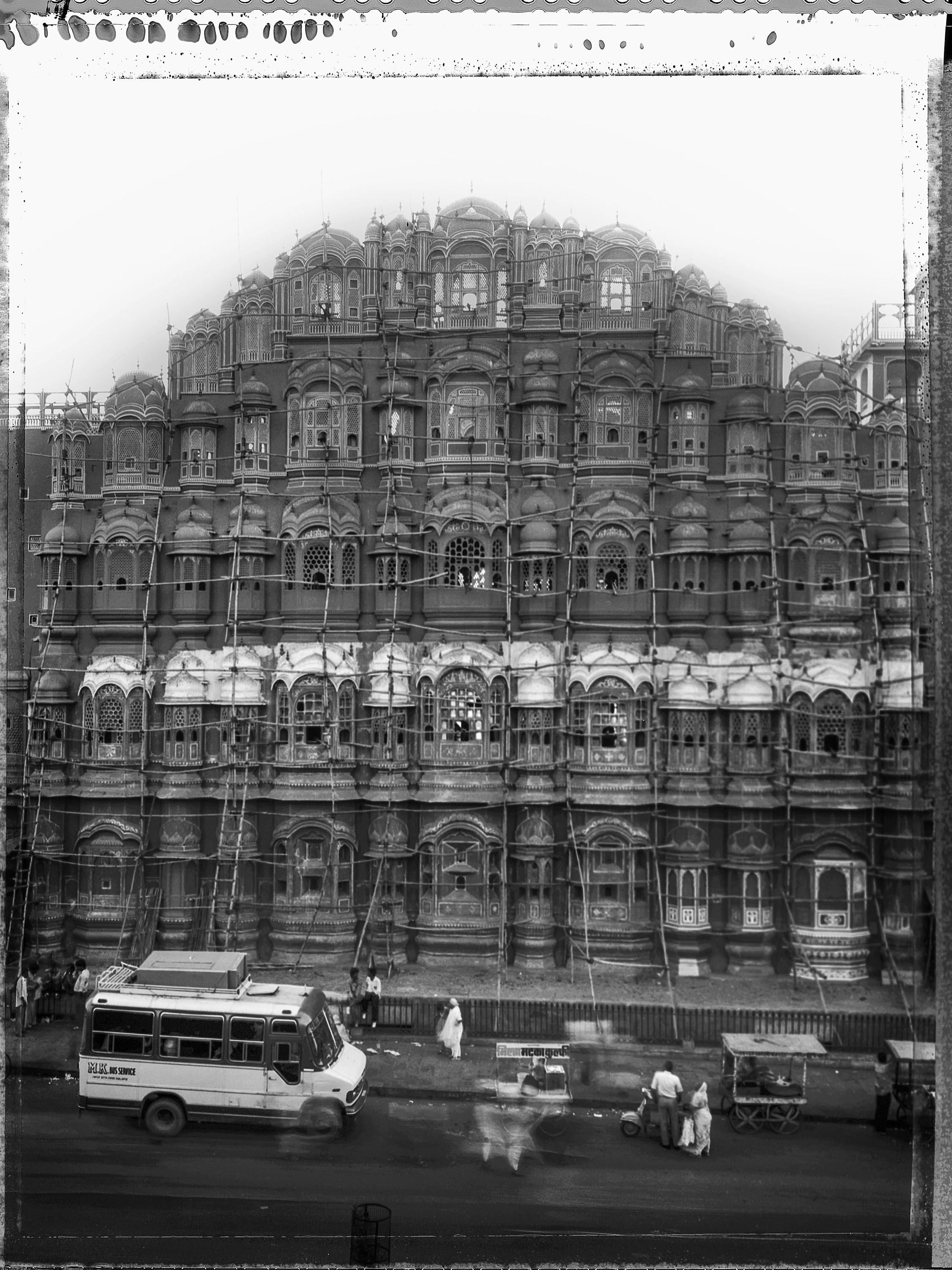 Carlo Bevilacqua Black and White Photograph - Hava Mahal - Jaipur -   Rajastan - India - ( from  Indian Stills series )