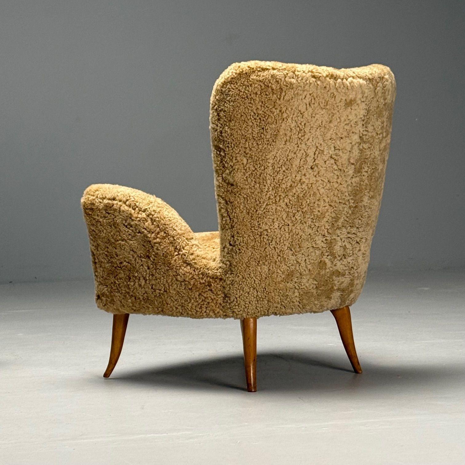 Carlo Broggi, Cantù, Italian Mid-Century Modern Lounge Chairs, Shearling, 1950s For Sale 6