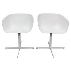 Carlo Colombo Postmodern "Strip" Matte White Swivel Chairs for Poliform, a Pair