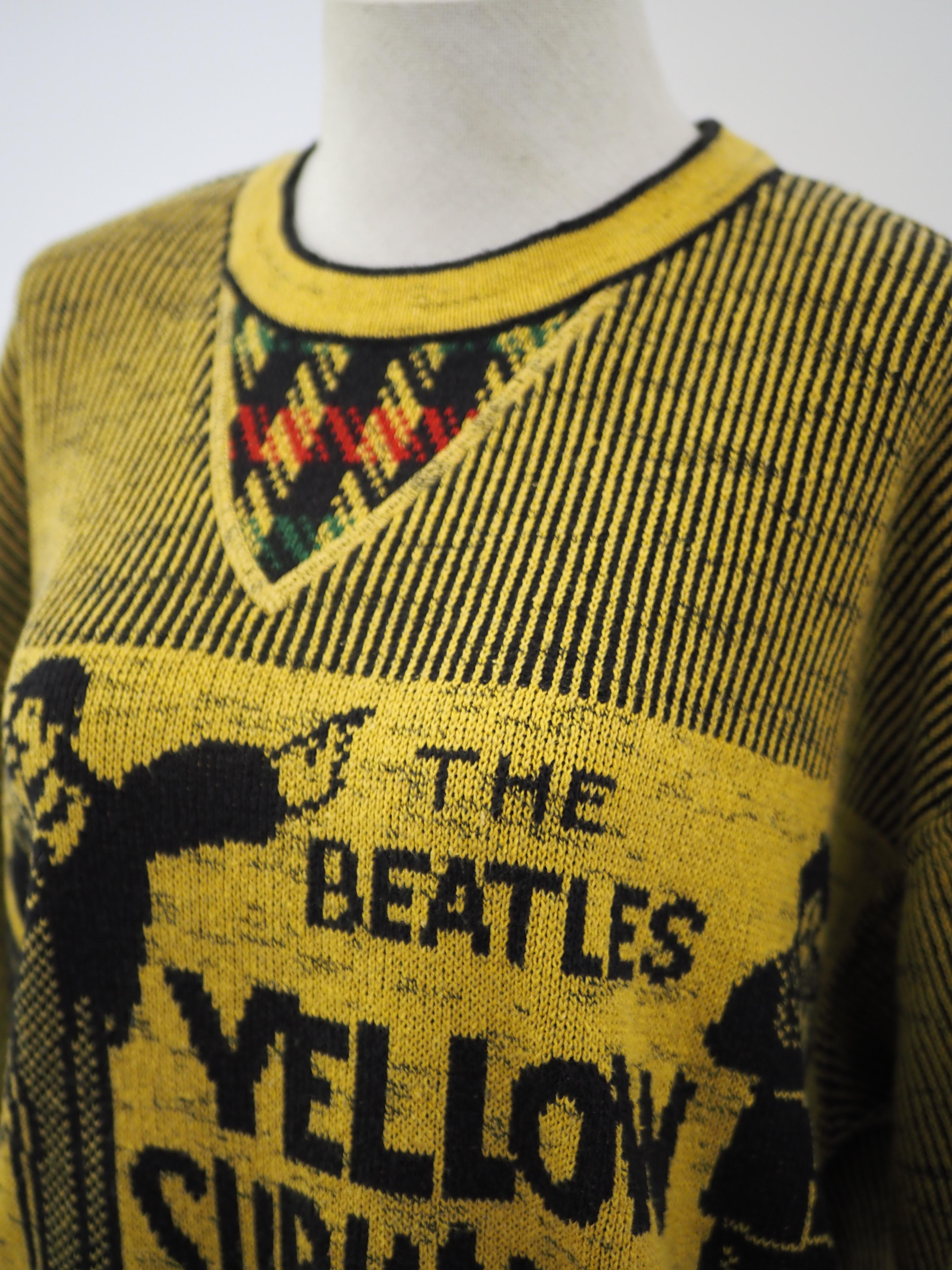 Carlo Colucci - Pull jaune « The Beatles » en vente 4