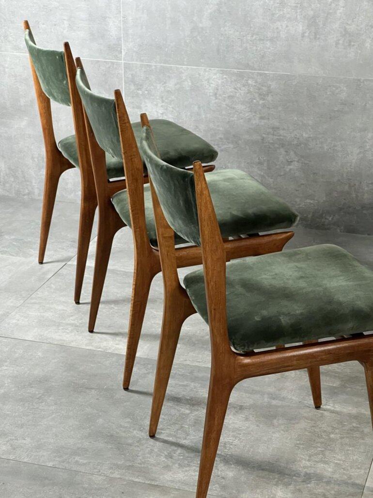 Carlo de Carli 1950s Wooden Dining Chairs with Green Velvet, Set of 6 3