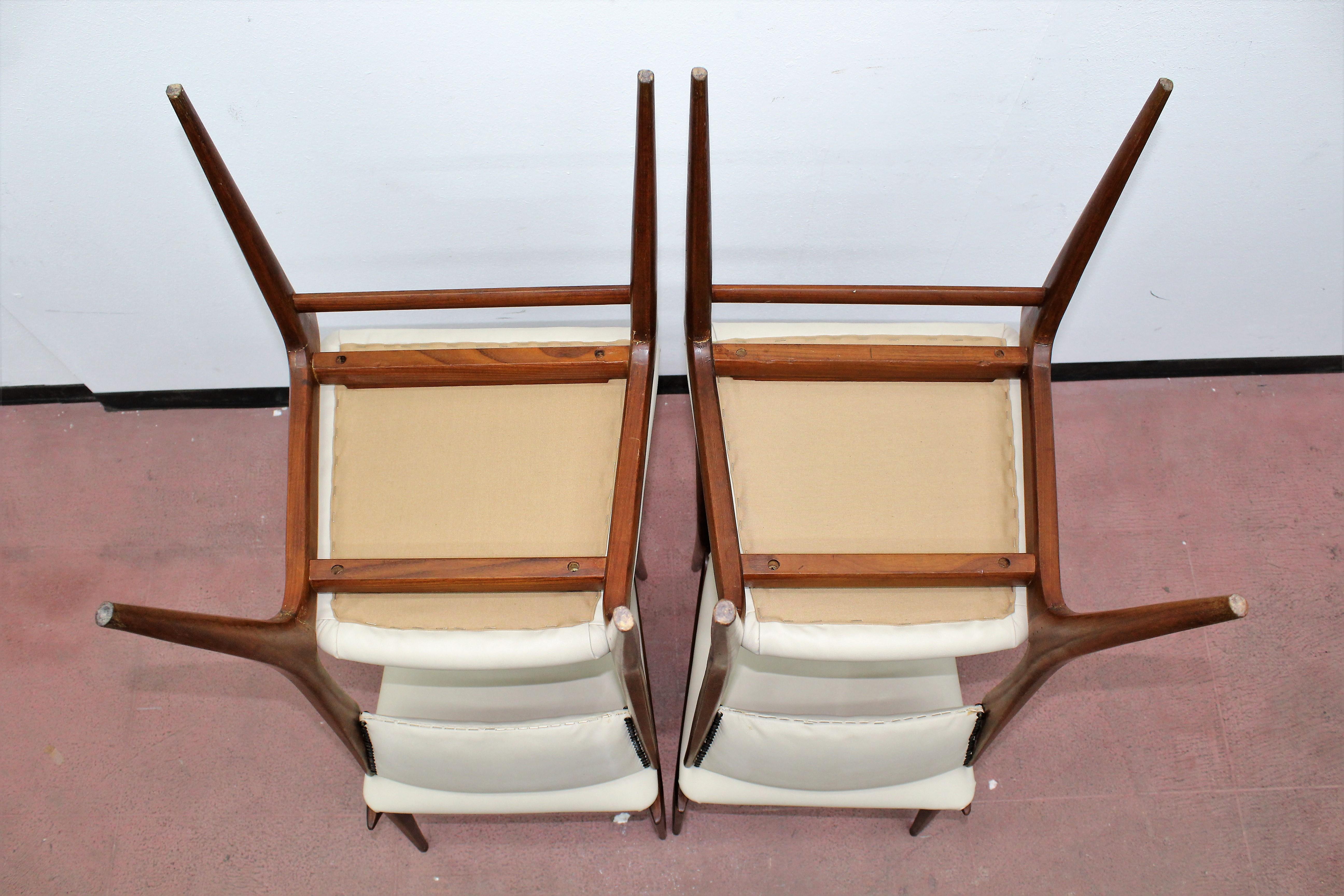 Midcentury Wood and Leatherette Chairs Carlo de Carli Italy 1950s Set of 4 14