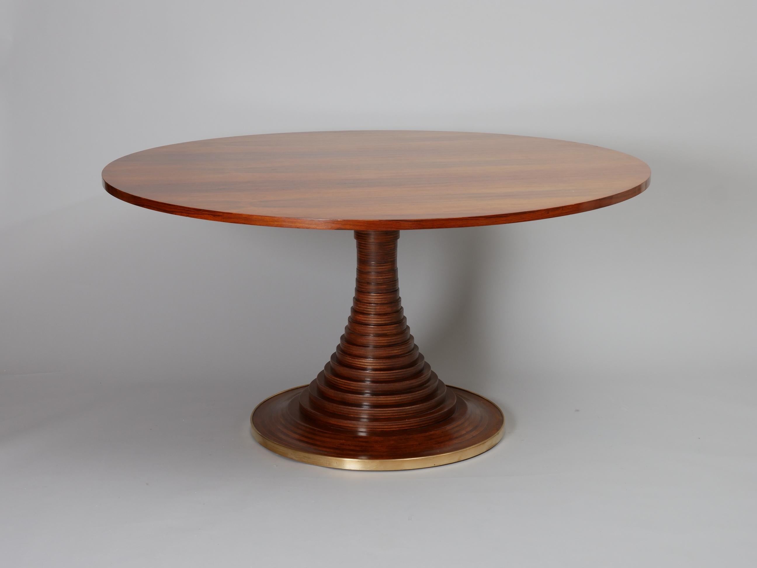 Mid-Century Modern Carlo de Carli  centre or dining table by Sormani, Italy For Sale