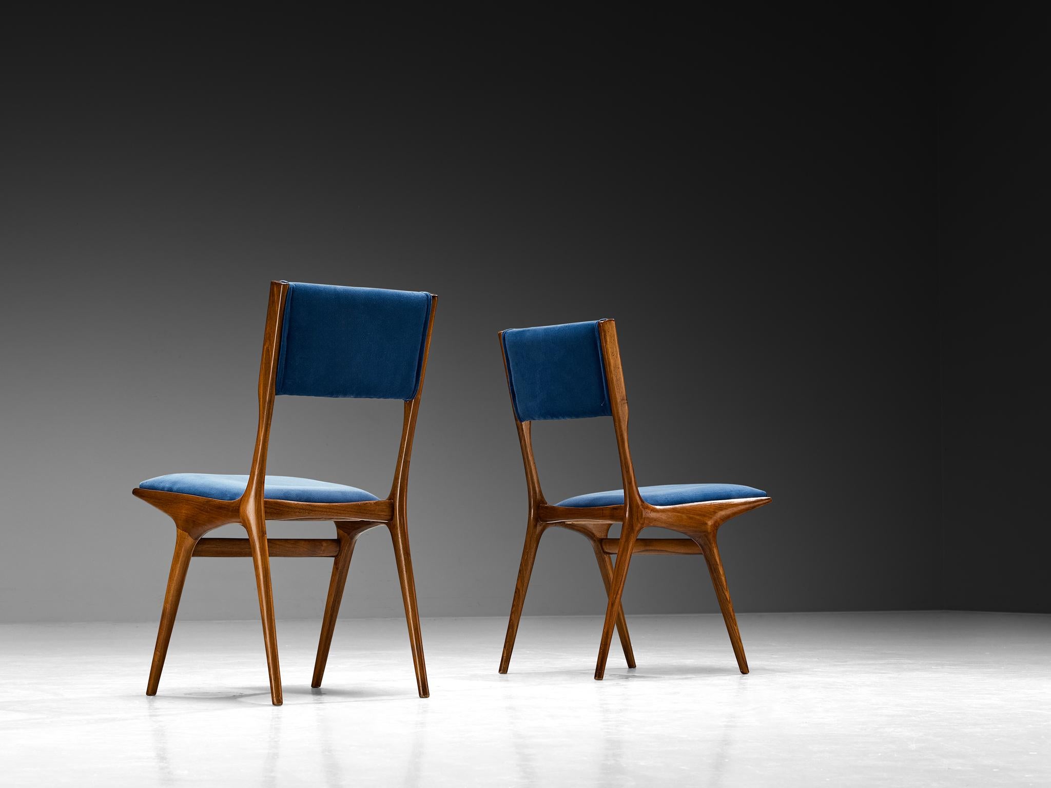 Carlo De Carli per Cassina Sedie da pranzo '634' Noce e tappezzeria blu In condizioni buone in vendita a Waalwijk, NL