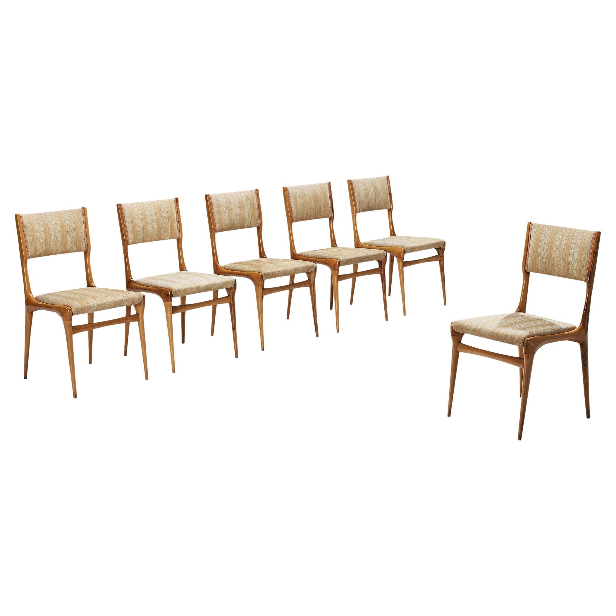 Carlo De Carli lot de six chaises de salle à manger en noyer pour Cassina