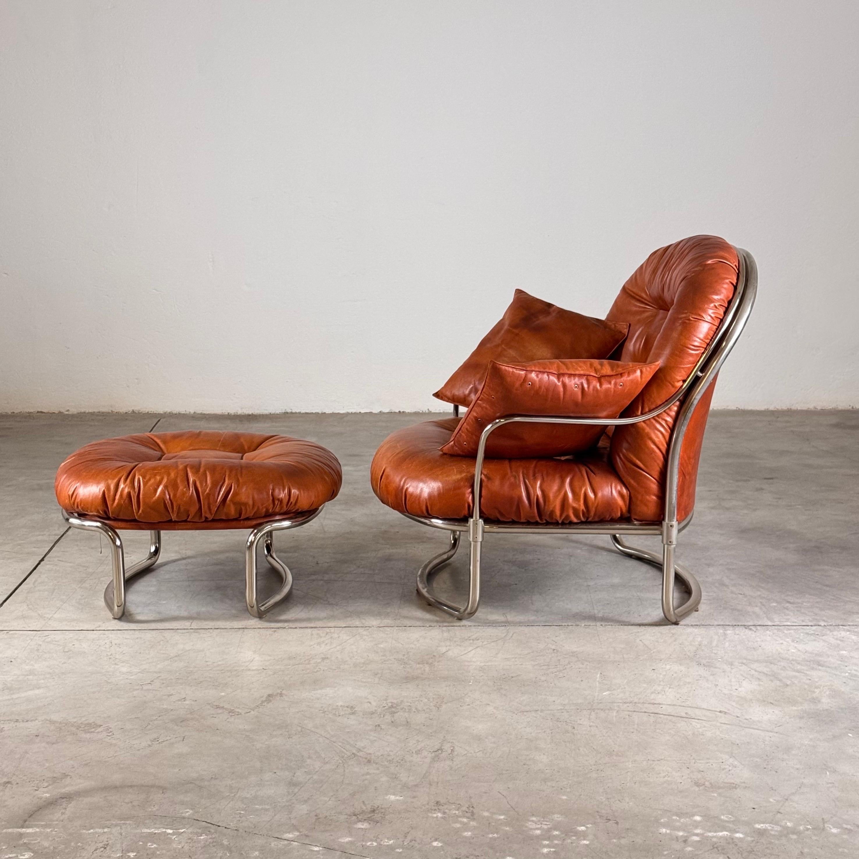 Italian Carlo De Carli for Cinova, ‘915’ Lounge Chair with Ottoman, Italy, 1969
