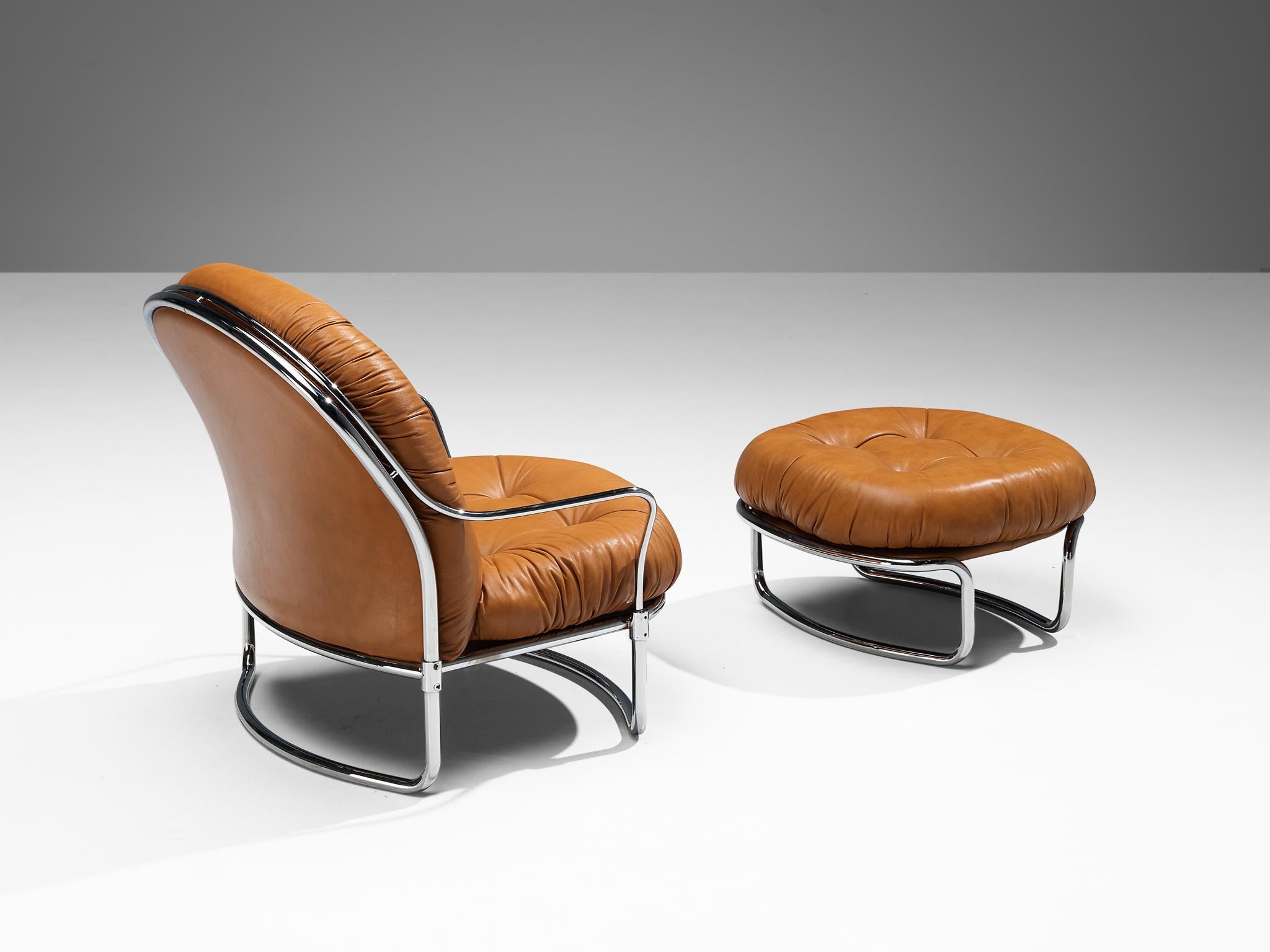 Mid-Century Modern Carlo De Carli for Cinova Pair of '915' Lounge Chairs with Ottoman For Sale