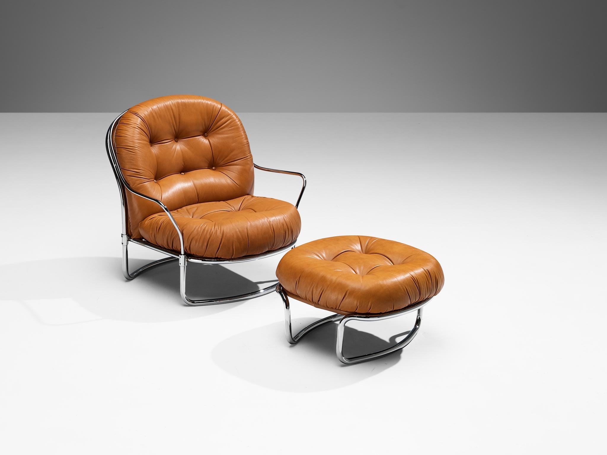 Carlo De Carli for Cinova Pair of '915' Lounge Chairs with Ottoman For Sale 1