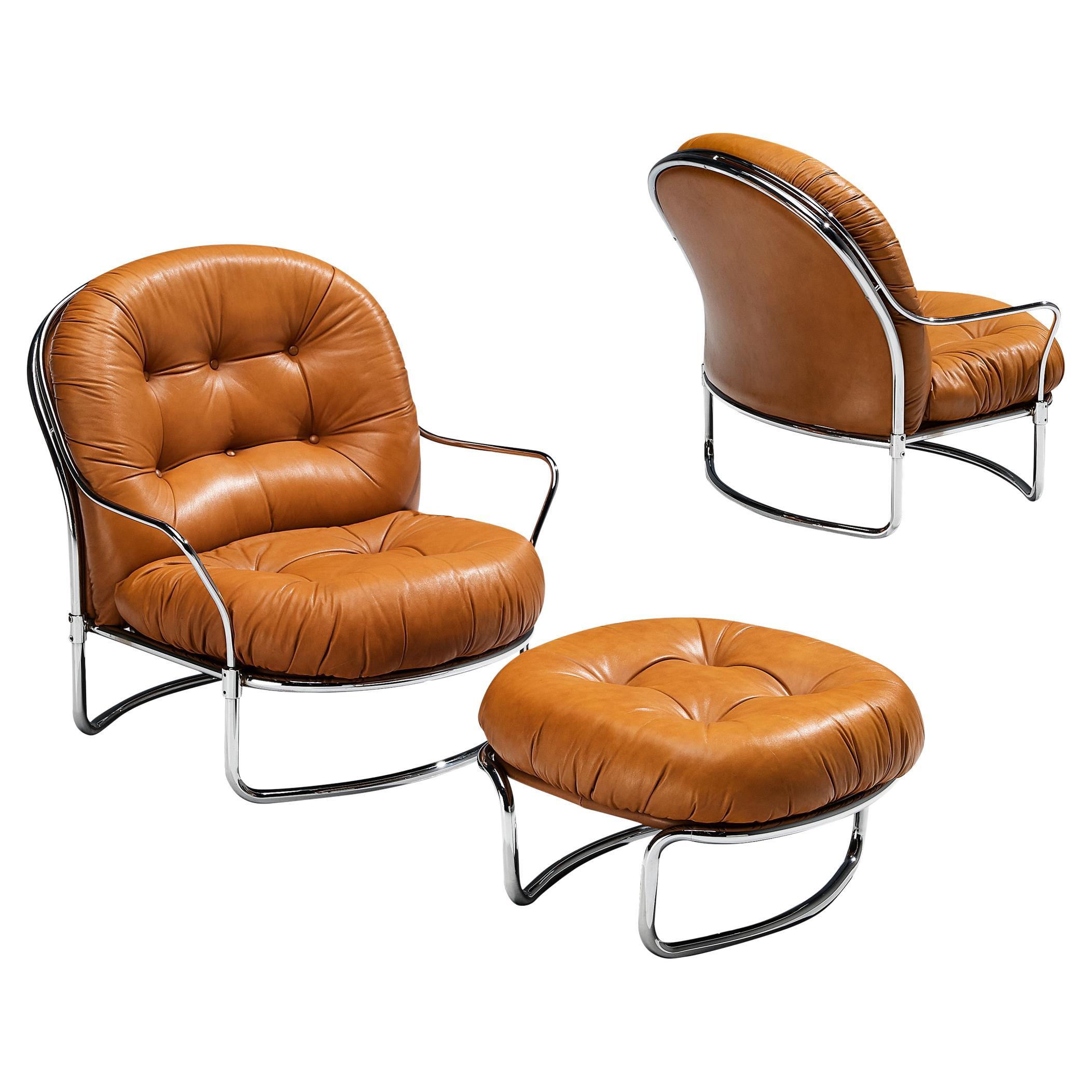 Carlo De Carli for Cinova Pair of '915' Lounge Chairs with Ottoman For Sale