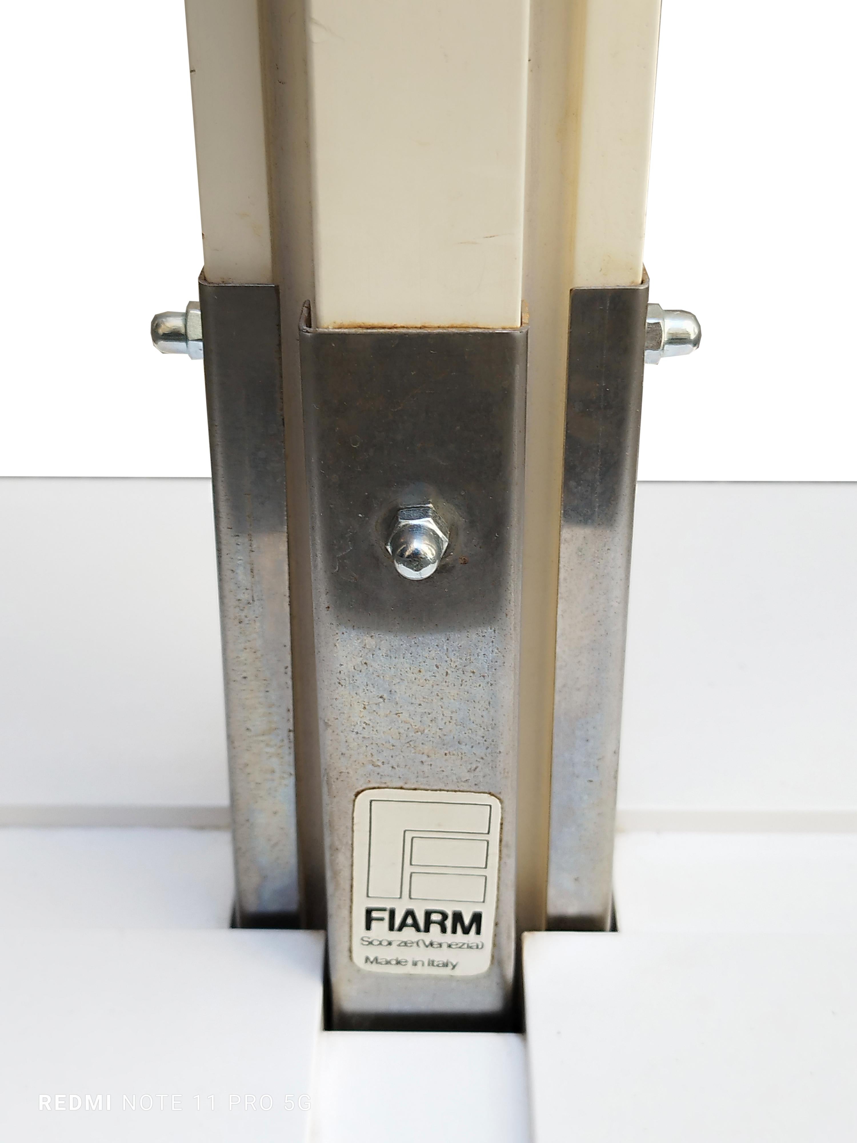 Carlo de Carli for Fiarm White Wood Coat Rack, Italy, 1970s In Good Condition For Sale In Naples, IT