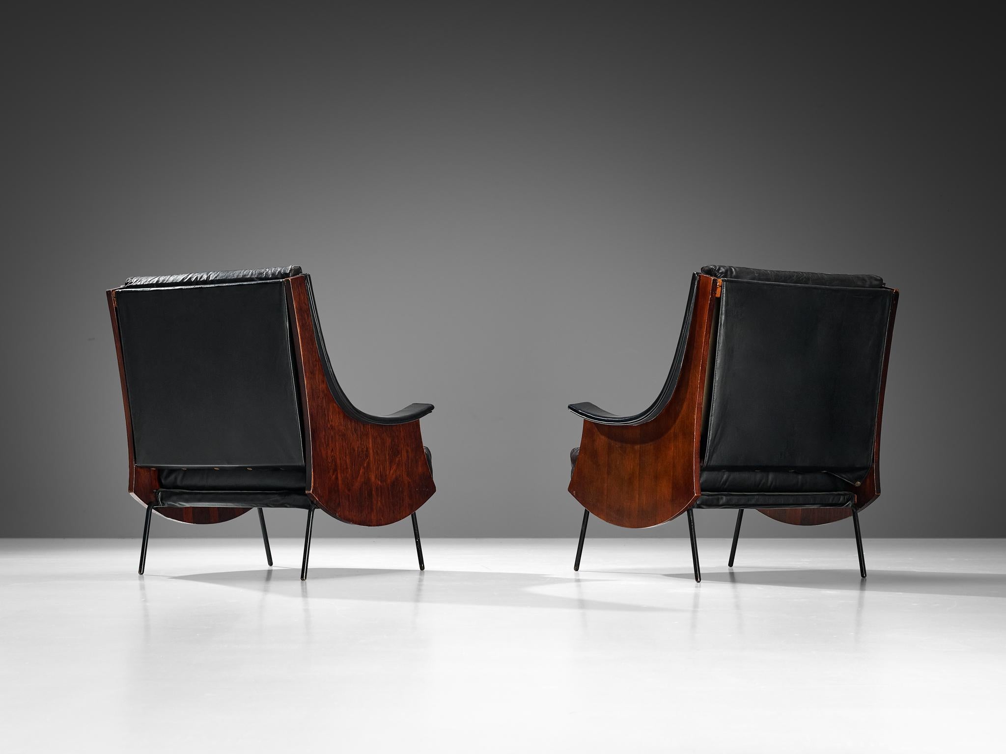 Mid-Century Modern Carlo de Carli for Sormani Pair of 'PIPA' Lounge Chairs in Leather  For Sale