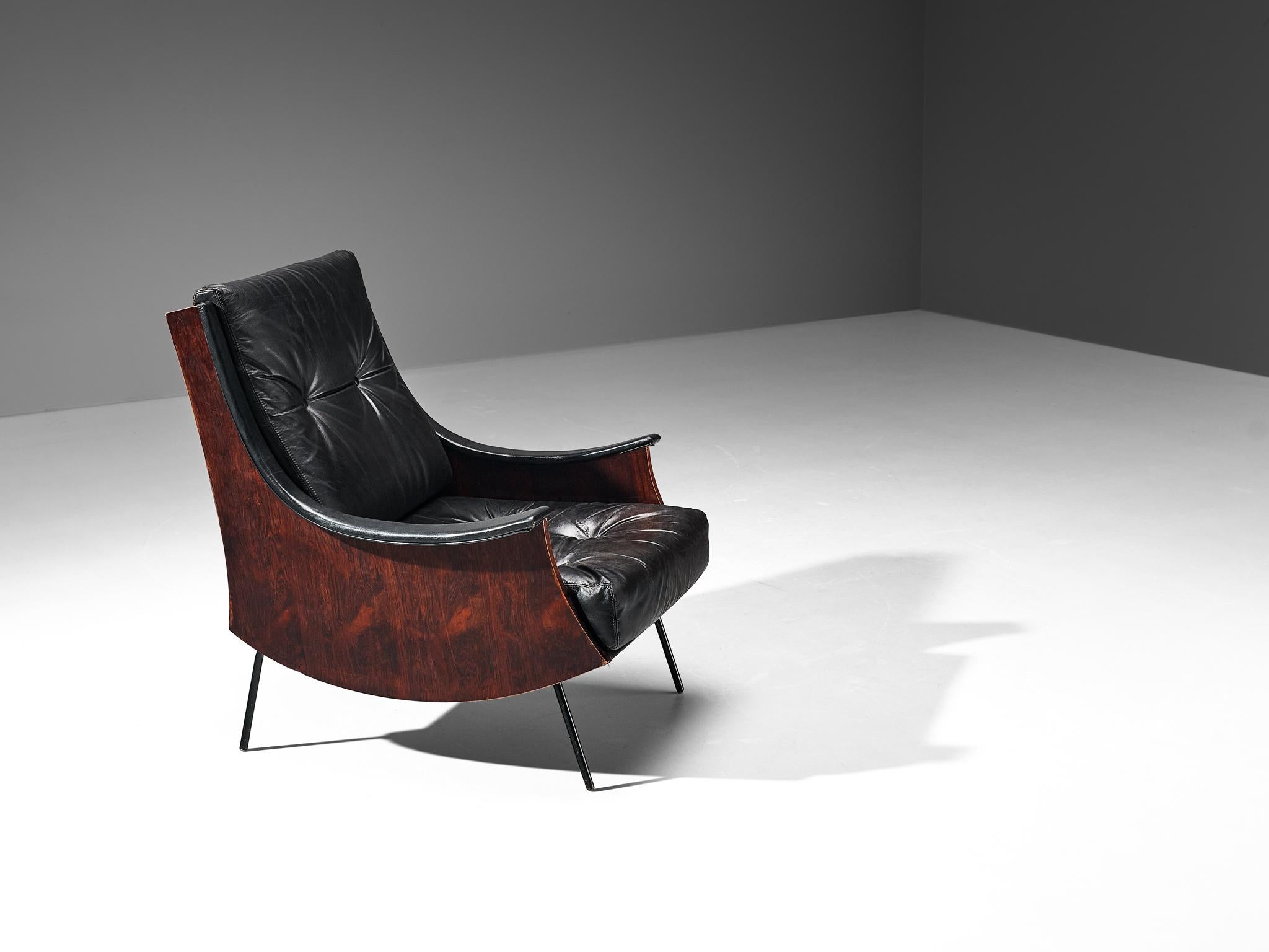 Carlo De Carli para Sormani Sillón 'PIPA' de cuero mediados del siglo XX en venta