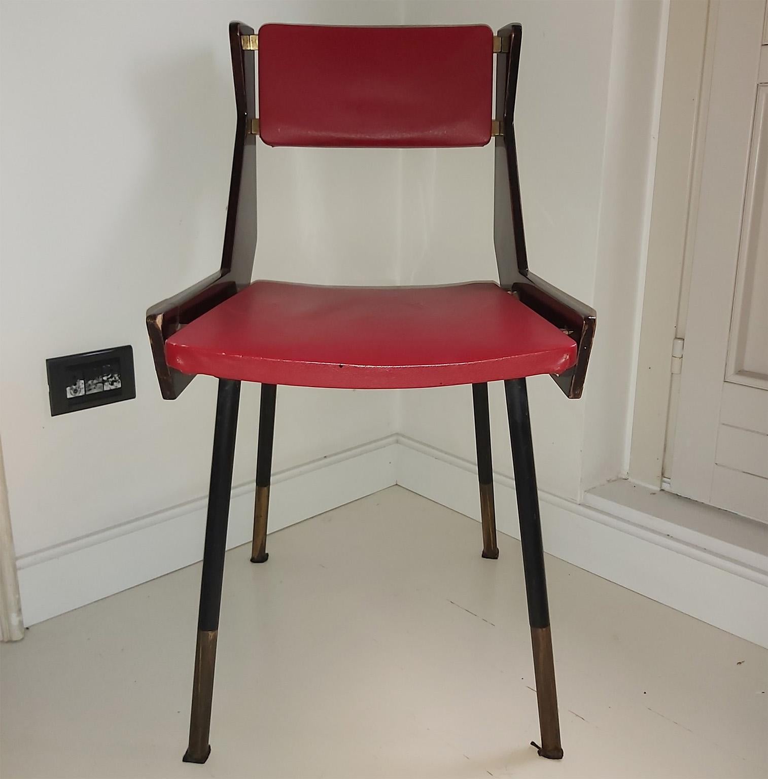 Carlo De Carli Mid-Century Modern Side/Desk Wood and Brass Chair, Italy, 1950s In Good Condition For Sale In Milano, IT