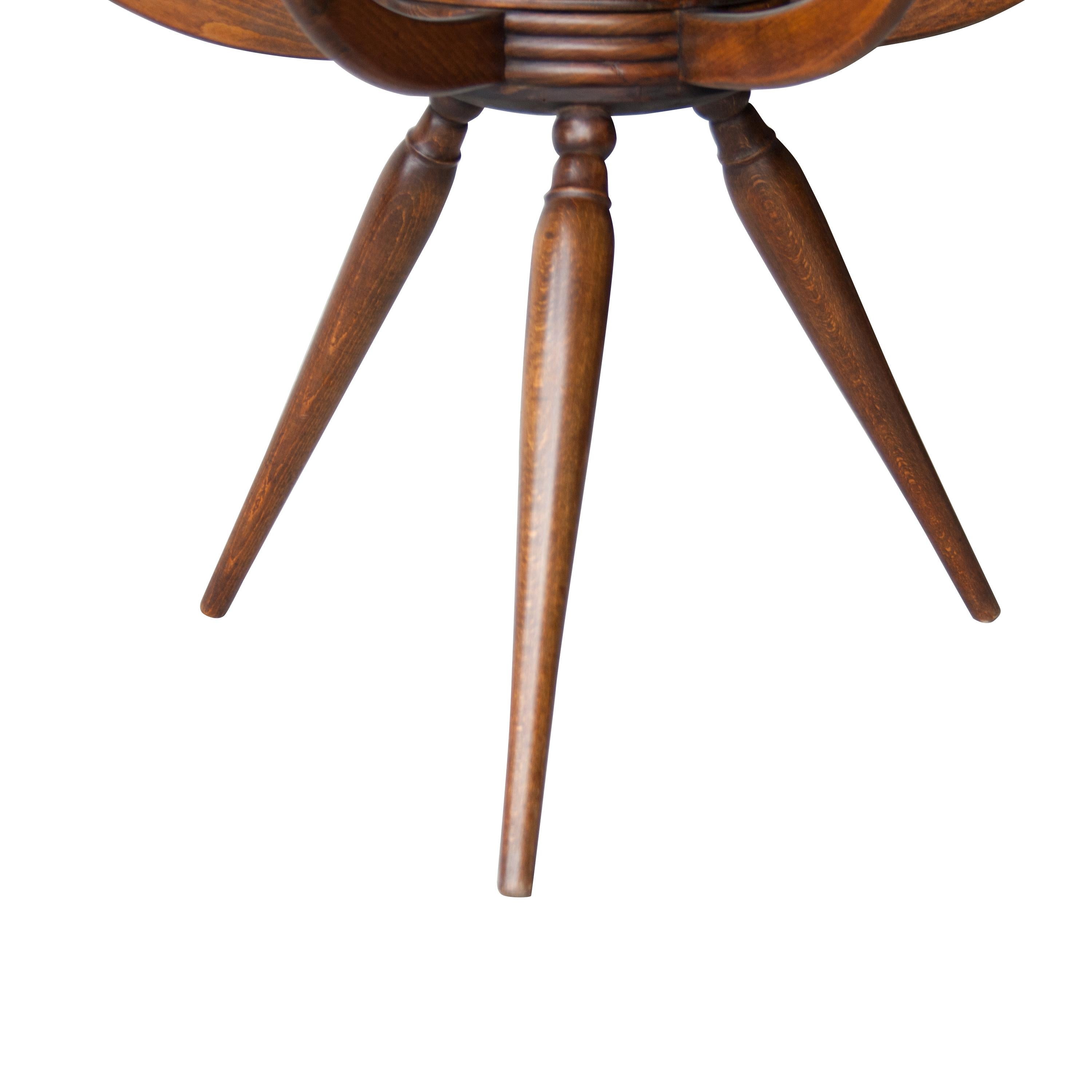 Table araignée italienne en bois arrondi du milieu du siècle dernier de Carlo de Carli, Italie, 1950 Bon état à Madrid, ES