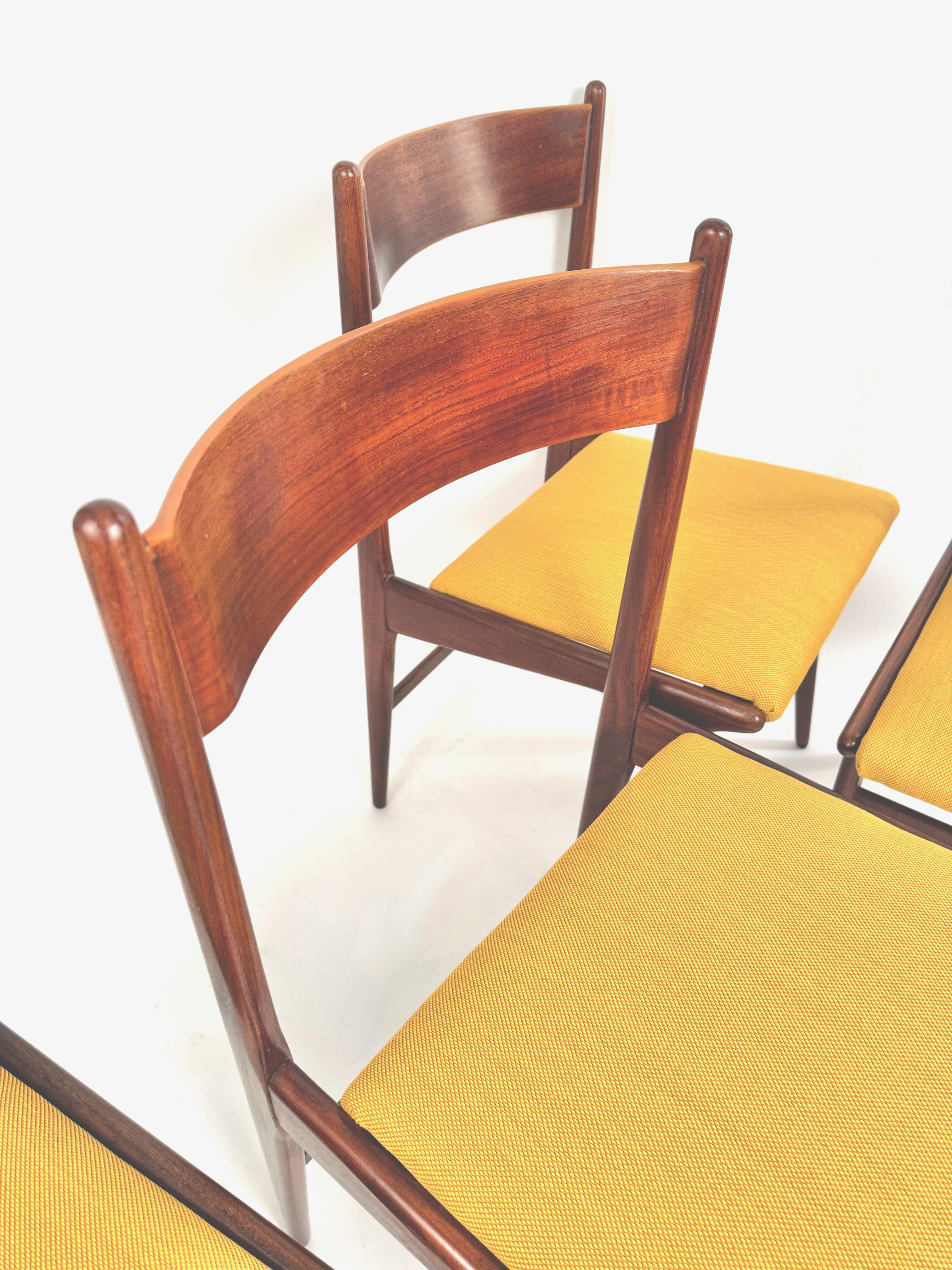 Carlo de Carli MidSet of Four Teak Dining Chairs in Kvadrat Yello Fabric, 1960s For Sale 5