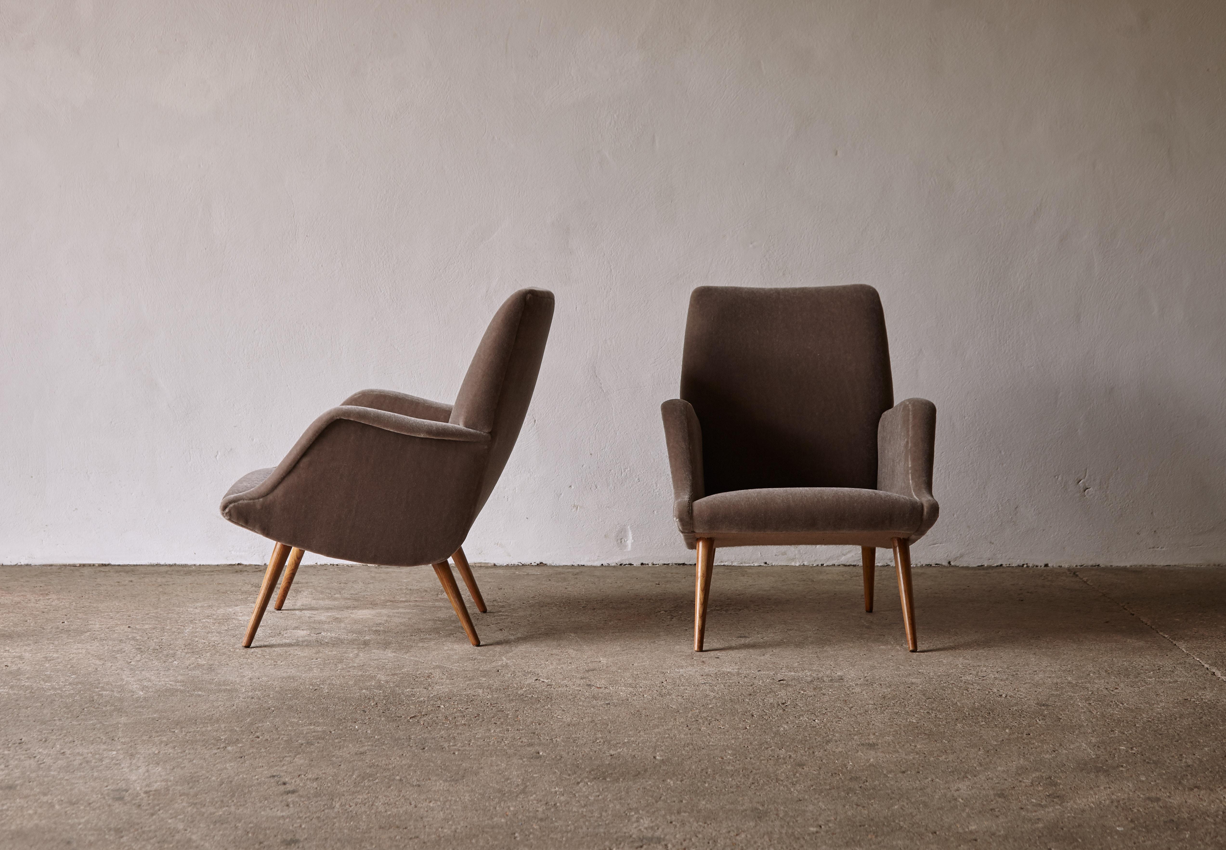 Carlo de Carli Modell 806 Stühle, hergestellt von Cassina, Italien, 1950er Jahre (Moderne der Mitte des Jahrhunderts) im Angebot