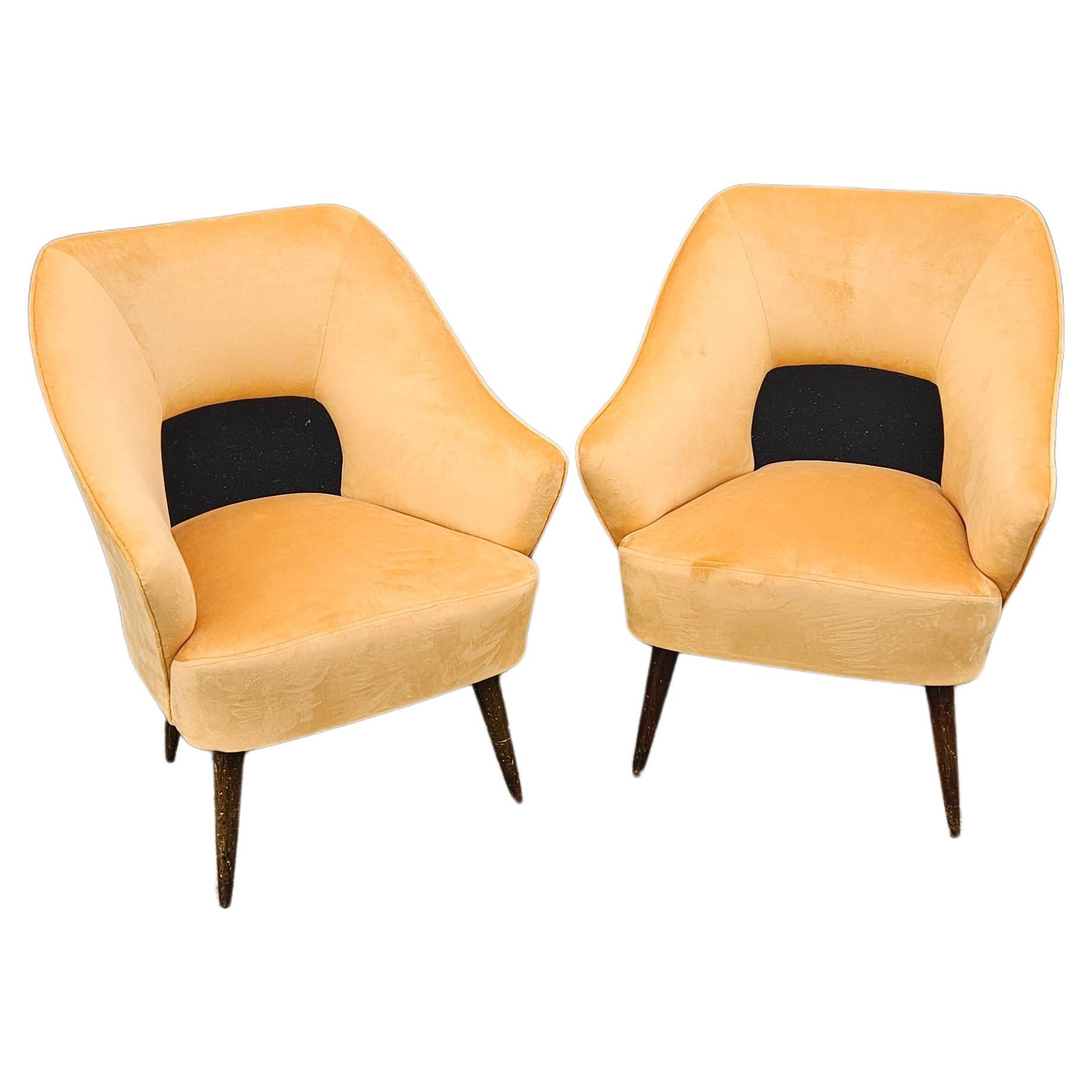 Carlo De Carli pair of armchairs For Sale
