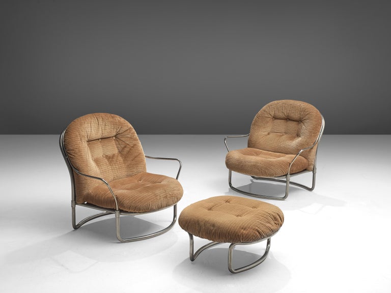 Carlo De Carli for Cinova, pair of armchairs with ottoman, model '915', nickel-plated steel, corduroy, Italy, 1969

Elegant, tubular lounge chairs designed by Carlo de Carli (1910-1999) in the sixties and manufactured by Cinova in 1969. The model