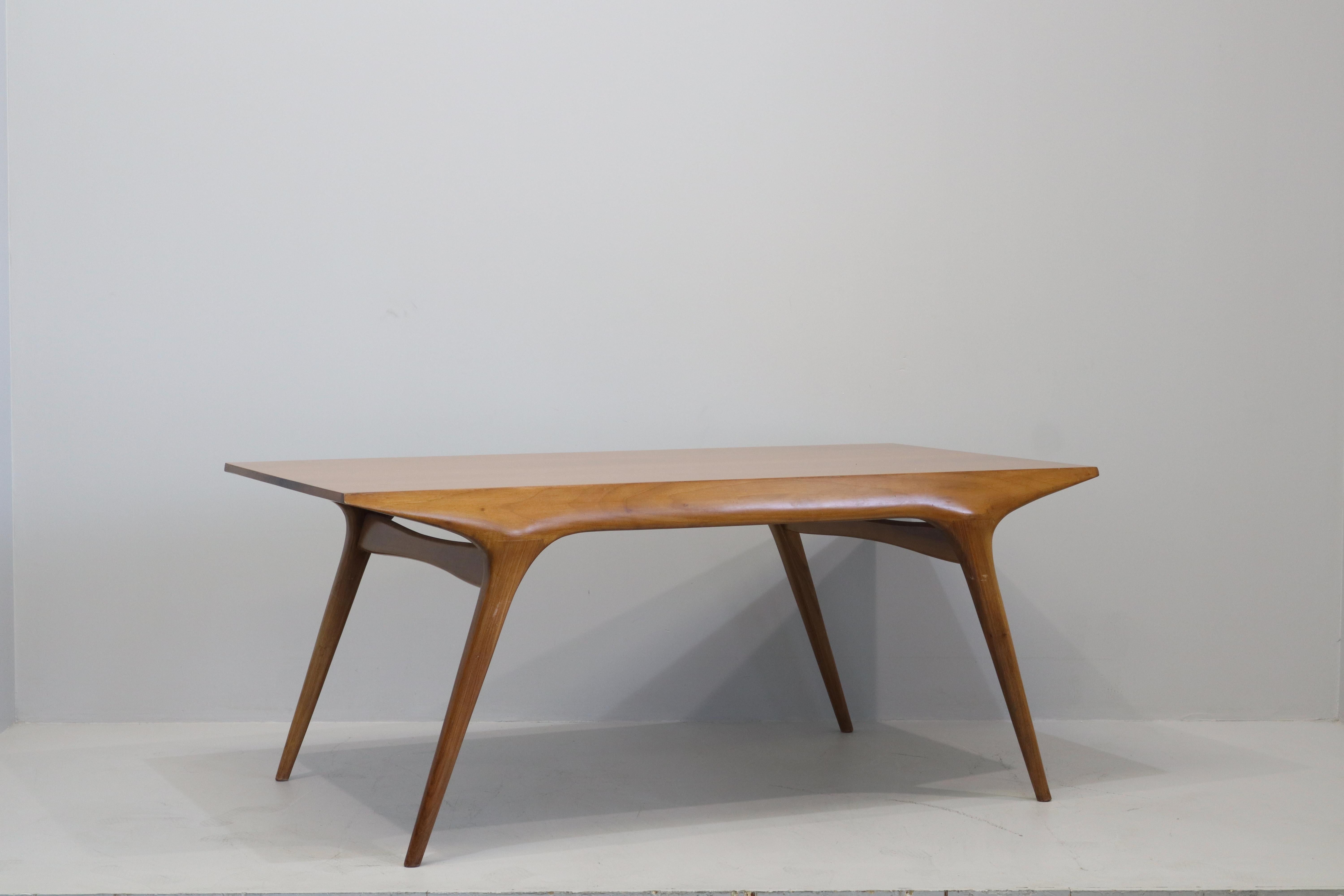Carlo De Carli Raro Tavolo da pranzo italiano in Wood in vendita 5