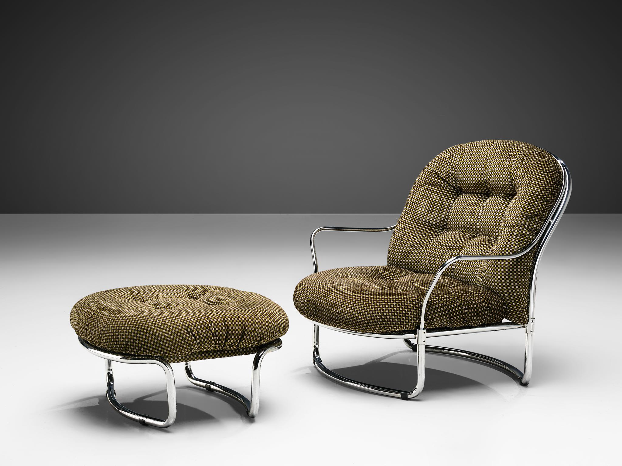 Carlo di Carli for Cinova, lounge chair with ottoman, no. 915, metal and green upholstery, Italy, 1969.

Elegant, tubular armchair with ottoman designed by Carlo di Carli in 1969 and manufactured by Cinova Italy. The model features a curved, nickled