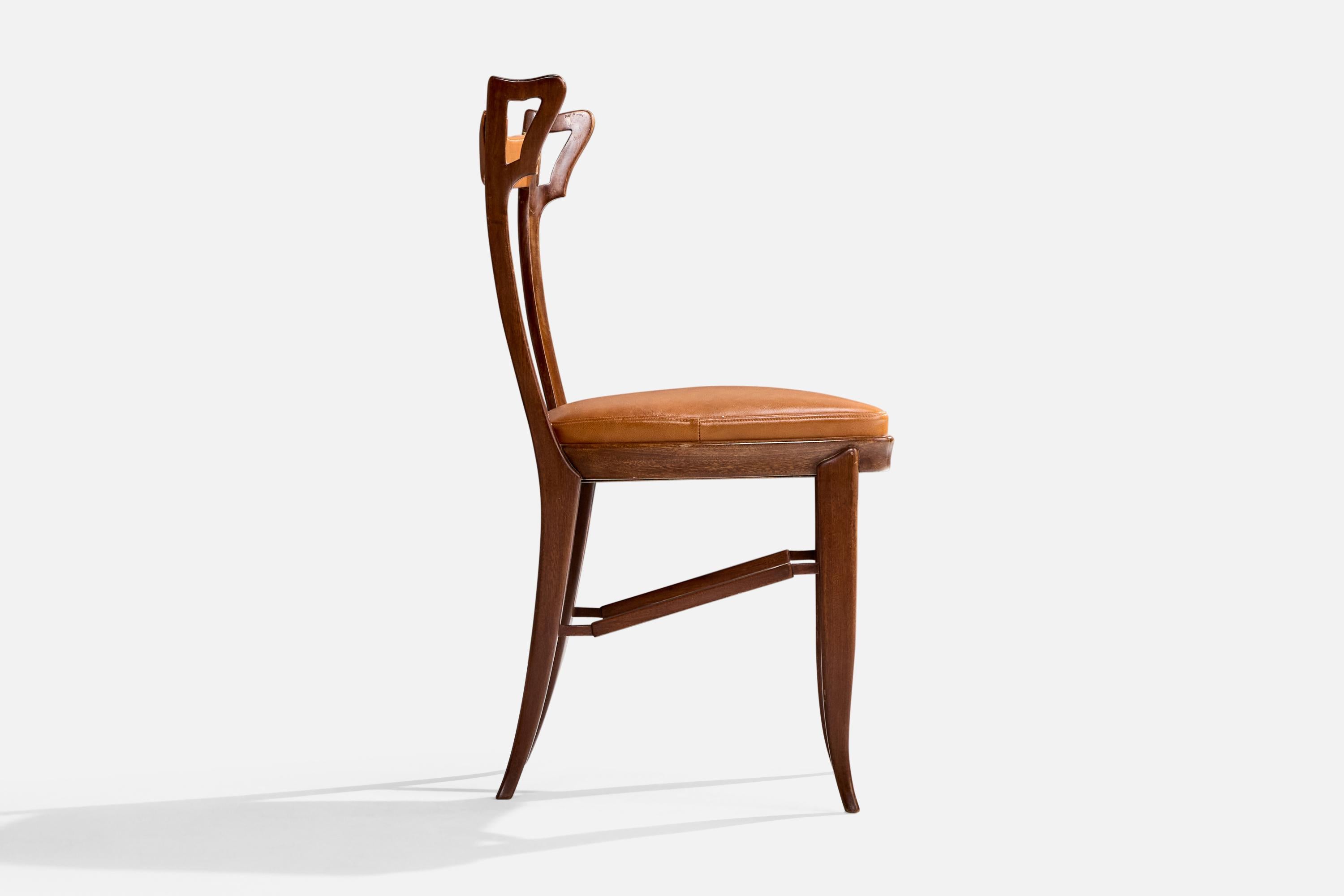 Imitation cuir Carlo Enrico Rava Attribution, chaise d'appoint, noyer, simili cuir, Italie, années 1940 en vente