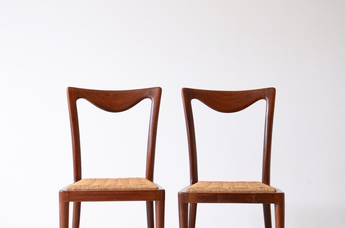 Carlo Enrico Rava, gruppo di sei eleganti sedie in legno sagomato In condizioni ottime in vendita a Milano, IT