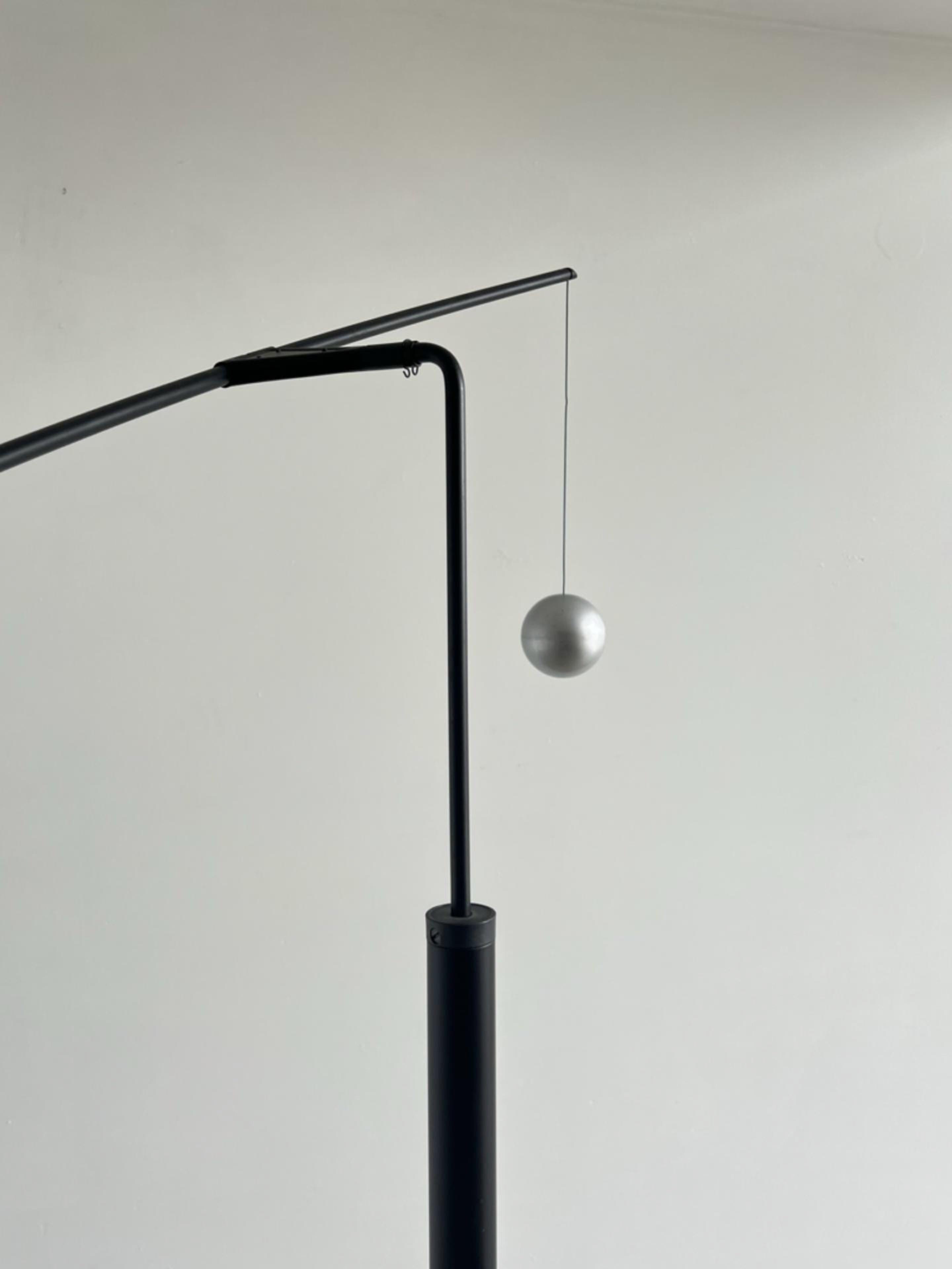 Mid-Century Modern Carlo Forcolini Nestore Lettura Floor Lamp for Artemide Milano For Sale