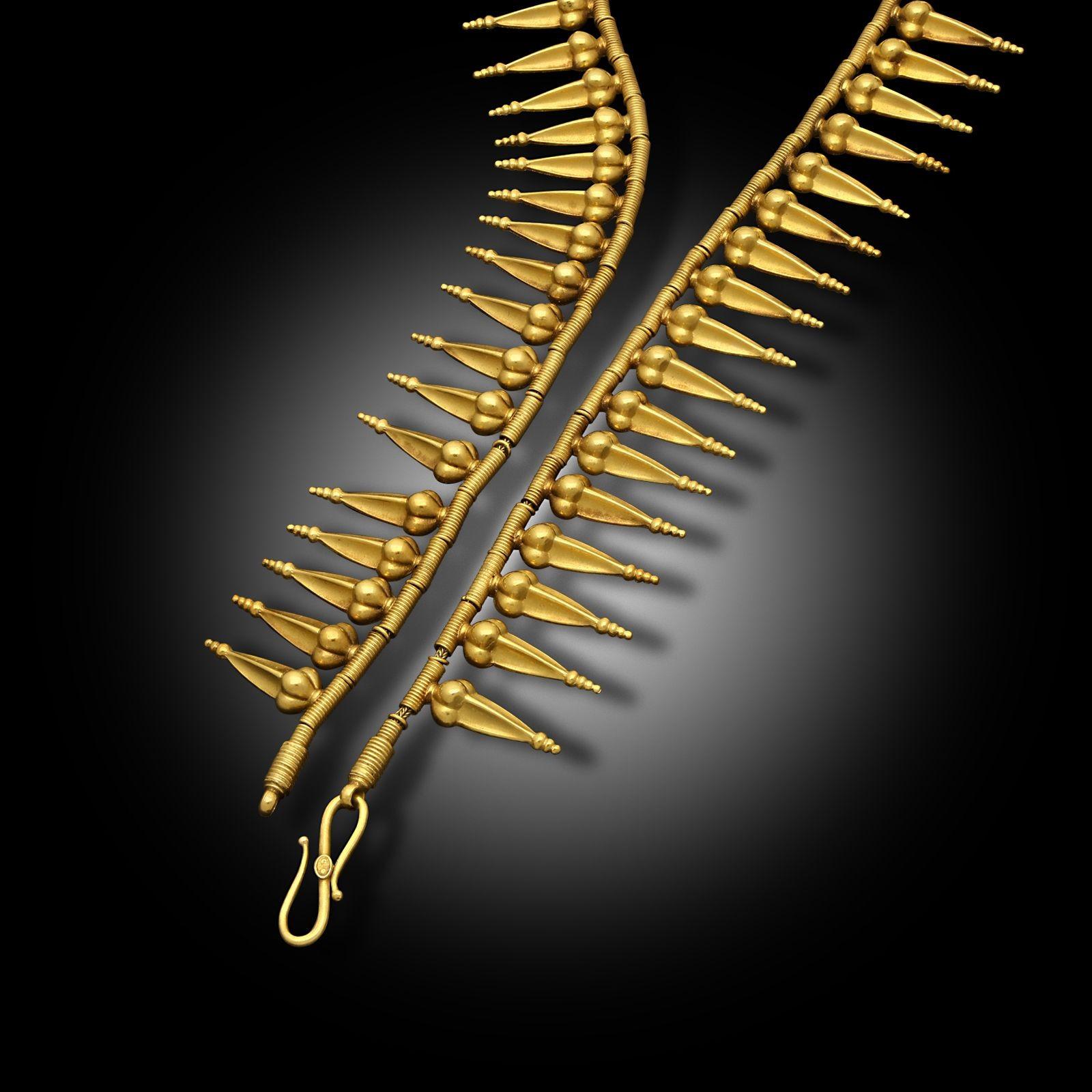 Carlo Giuliano Antique Archaeological Revival 18ct Gold Fringe Necklace Ca .1880 In Good Condition In London, GB