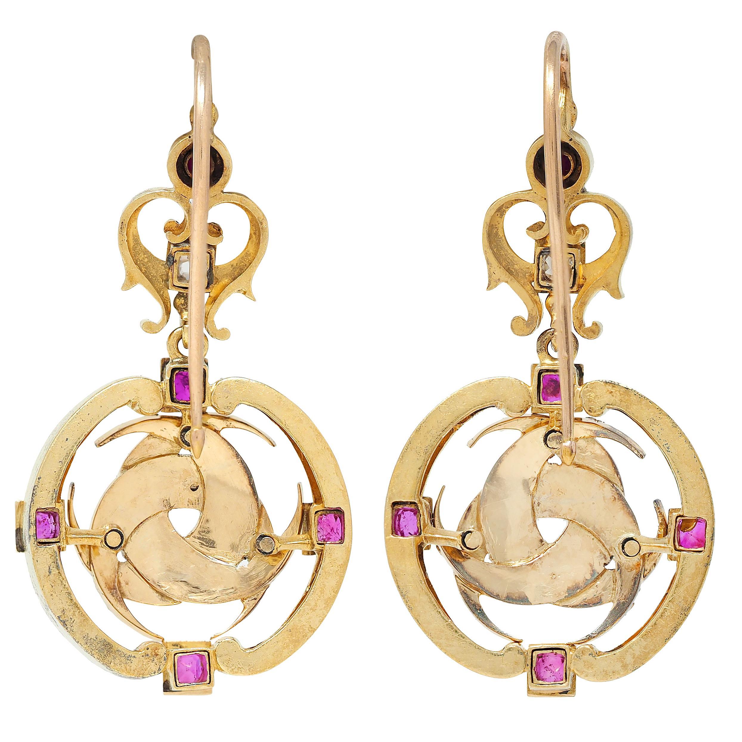 Taglio vecchia miniera Carlo Giuliano Orecchini Rinascimentali con Smalto Multi Gemma in oro 18K in vendita