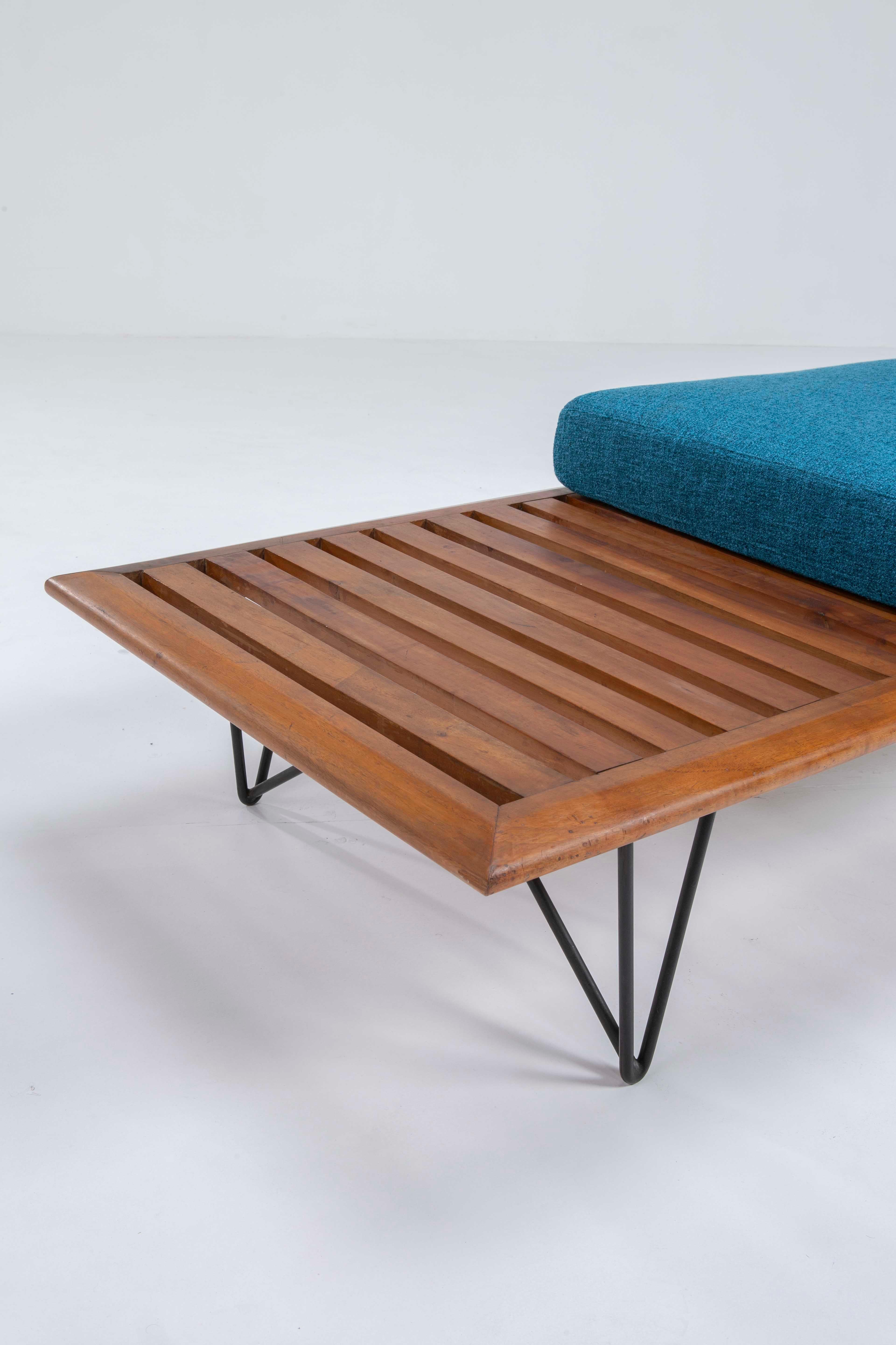 Carlo Hauner and Martin Eisler Rare bench - 1950s Italian Scandinavian Design For Sale 1