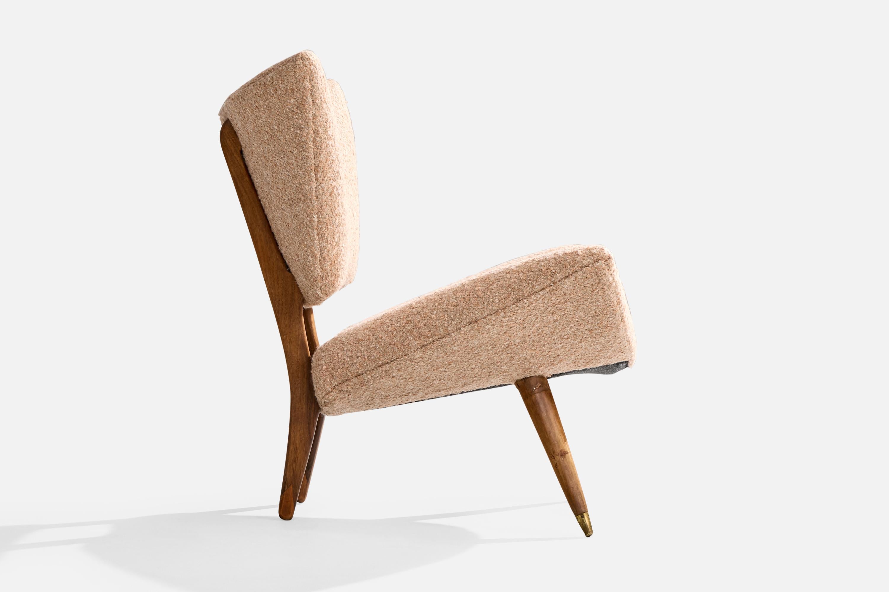Metà XX secolo Carlo Hauner Attribuzione, Sedia da salotto, Wood, Ottone, Tessuto, Italia, anni '50 in vendita