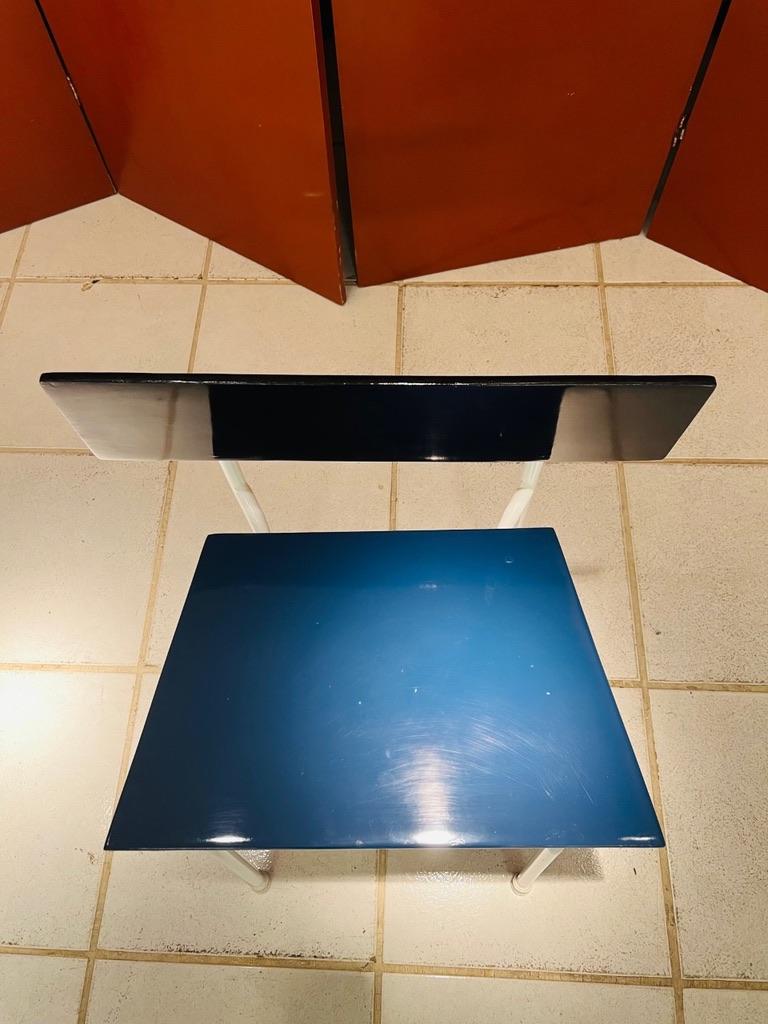 Carlo Hauner brazilian blue and white chair in wood polychromed and iron 1960 In Good Condition For Sale In Rio De Janeiro, RJ