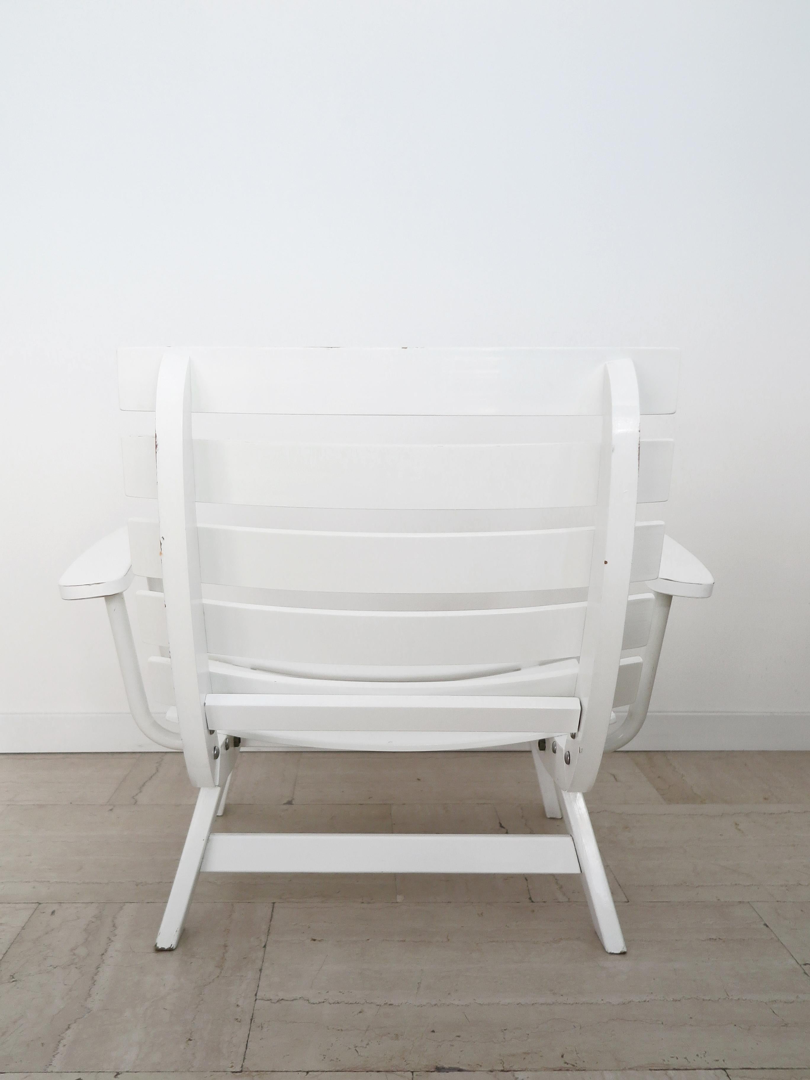 Carlo Hauner pour BFC fauteuils de jardin pliants italiens laqués blancs des années 1960 en vente 2