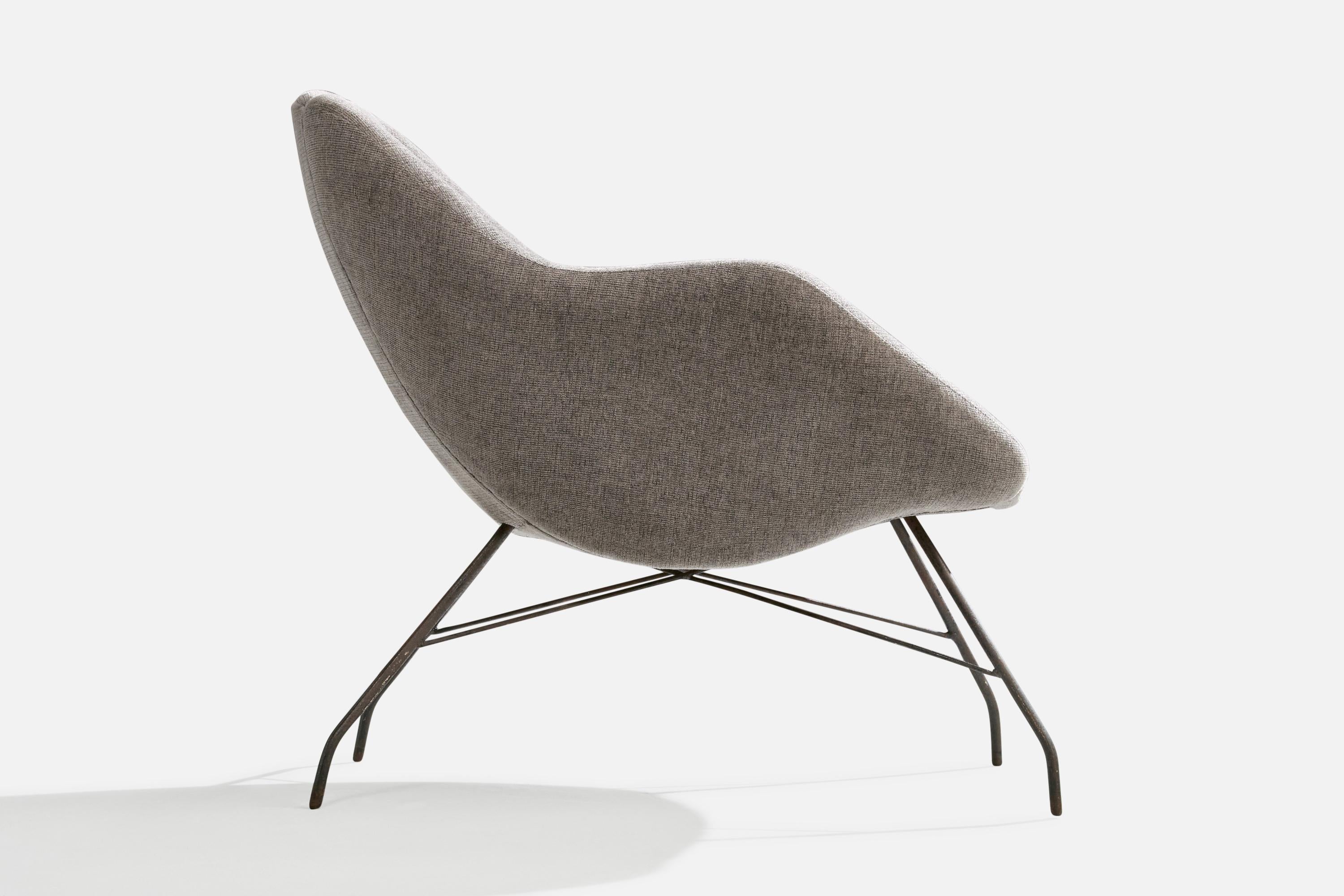 Metà XX secolo Carlo Hauner, Sedia da salotto, ferro, tessuto, Brasile, anni '50 in vendita