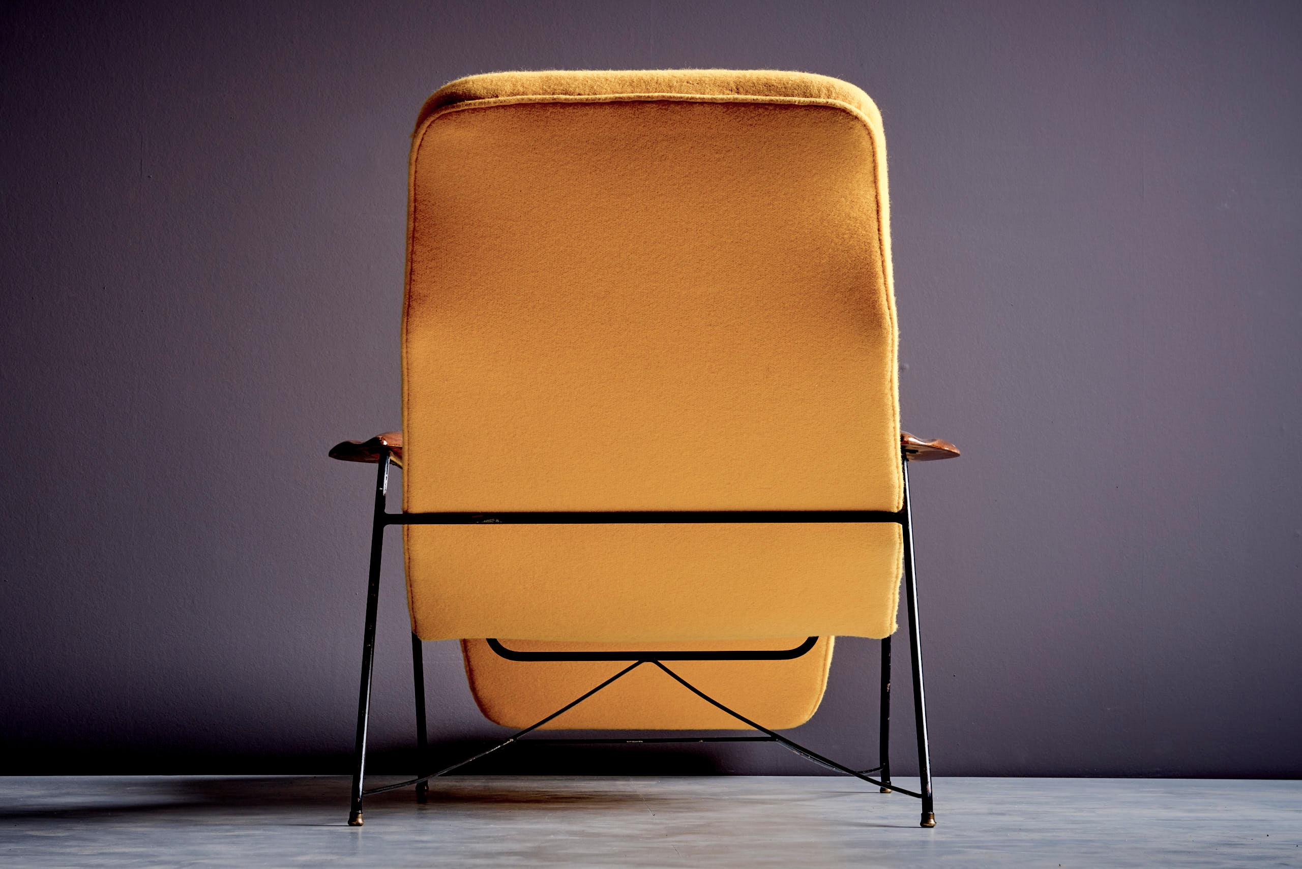 Mid-Century Modern Chaise Carlo Hauner et Martin Eisler en vente