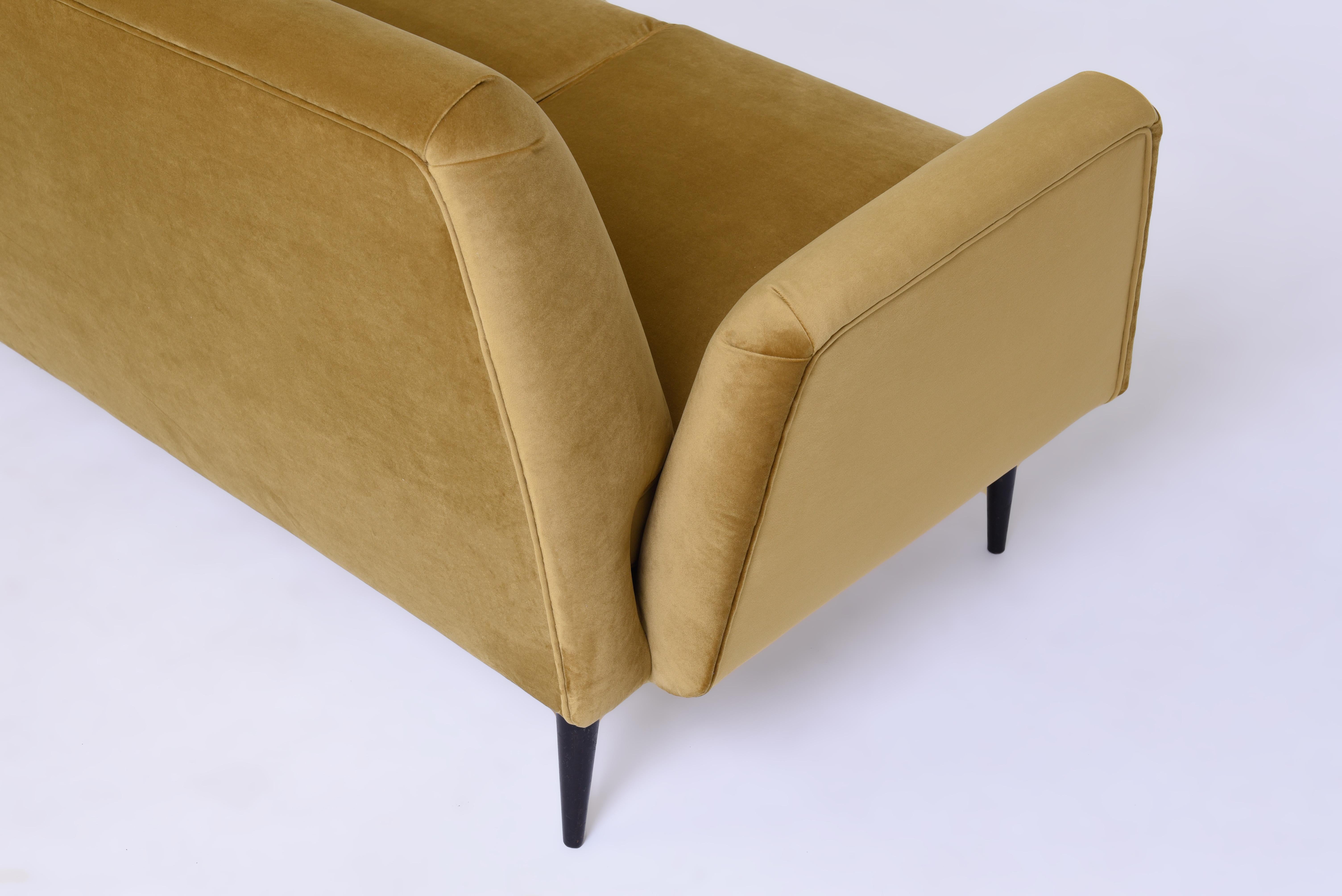 Carlo Hauner & Martin Eisler Mid-Century Modernist Sofa, Brazil, 1950s In Good Condition For Sale In Dubai, AE