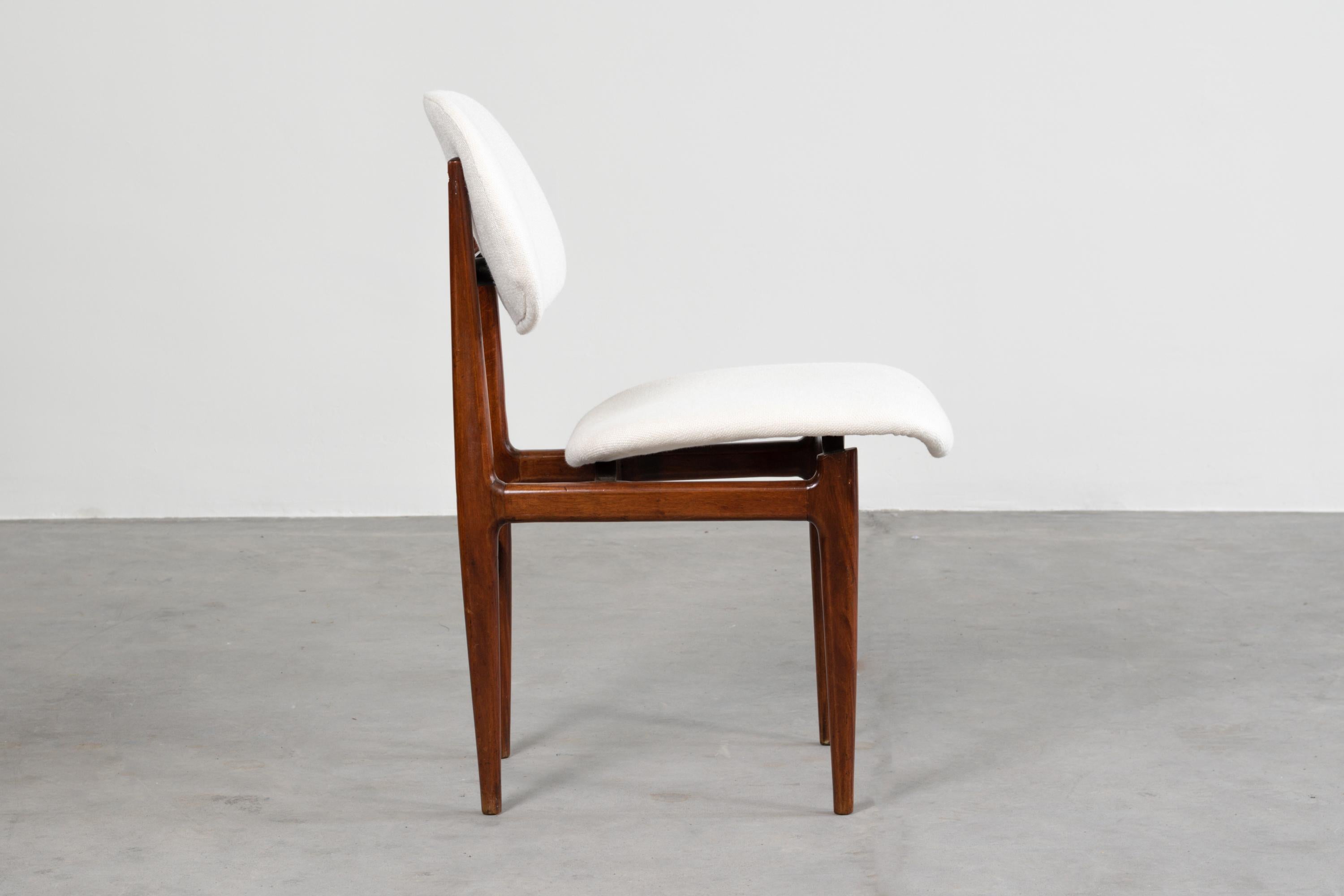 Carlo Hauner & Martin Eisler Set of Four White Fabric Chairs for Forma 1