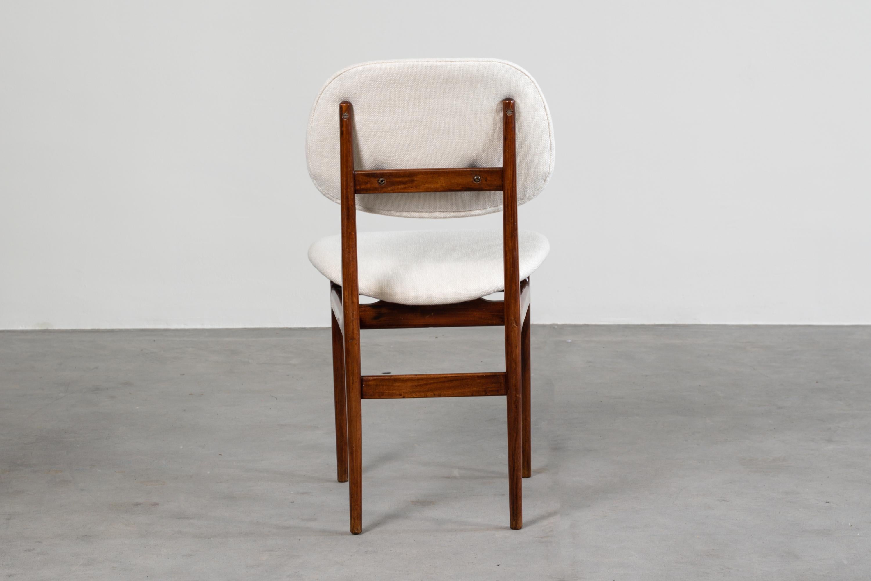 Carlo Hauner & Martin Eisler Set of Four White Fabric Chairs for Forma 2