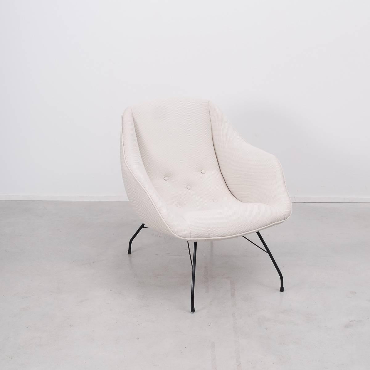 The emerging interest in Brazilian design and manufacturing is palpable across both contemporary and mid-century design. The Shell lounge chair is establishing itself as an icon of the latter, designed by Carlo Hauner and Martin Eisler were an