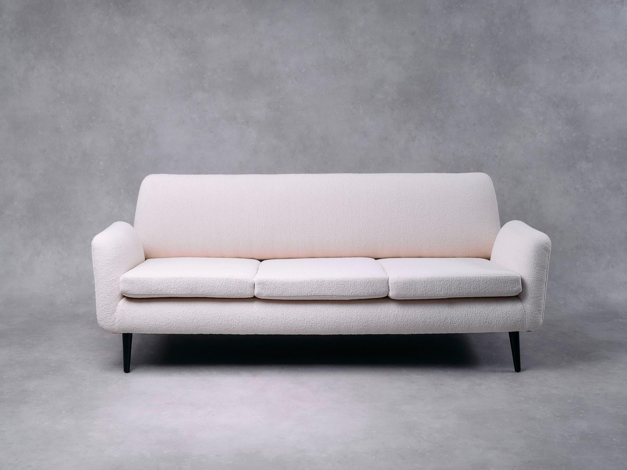 Brazilian Carlo Hauner & Martin Eisler, Vintage Sofa for Forma, 1958, Brazil, Cream Fabric For Sale