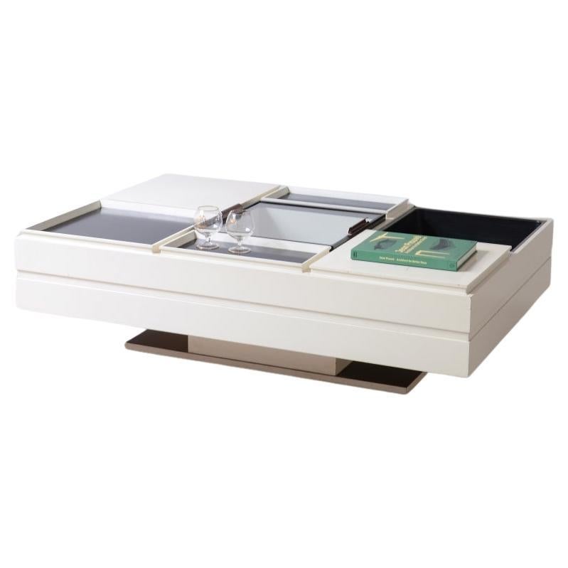 Rare table basse à base centrale et compartiments de Carlo Hauner en vente