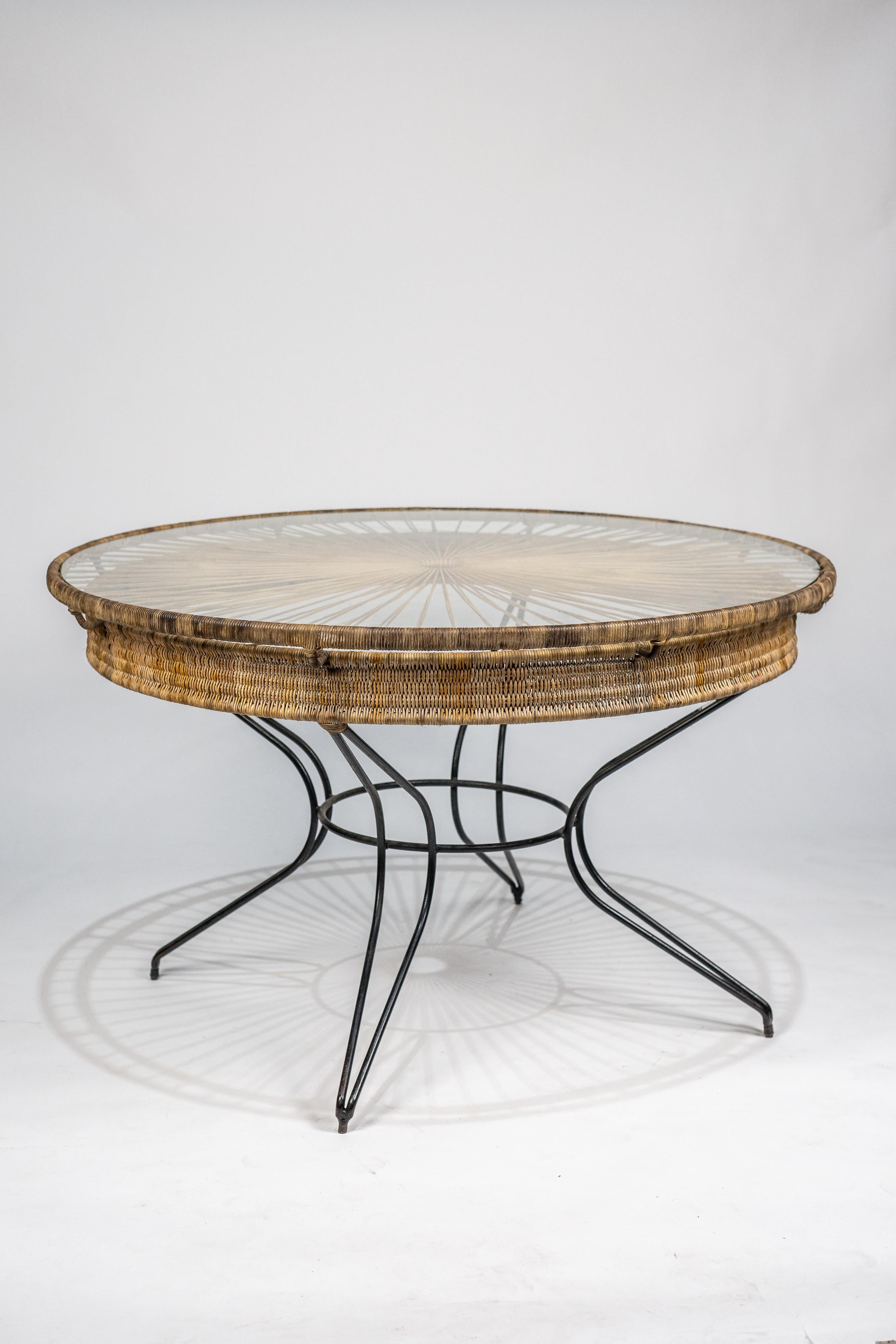 Carlo Hauner. Round dining table with glass, c. 1950 For Sale 2