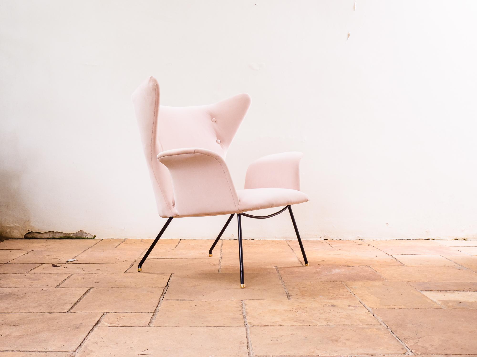 Carlo Hauner Wingback Wrought Iron Lounge Chair, Brazilian Modern, Early 1950s For Sale 1